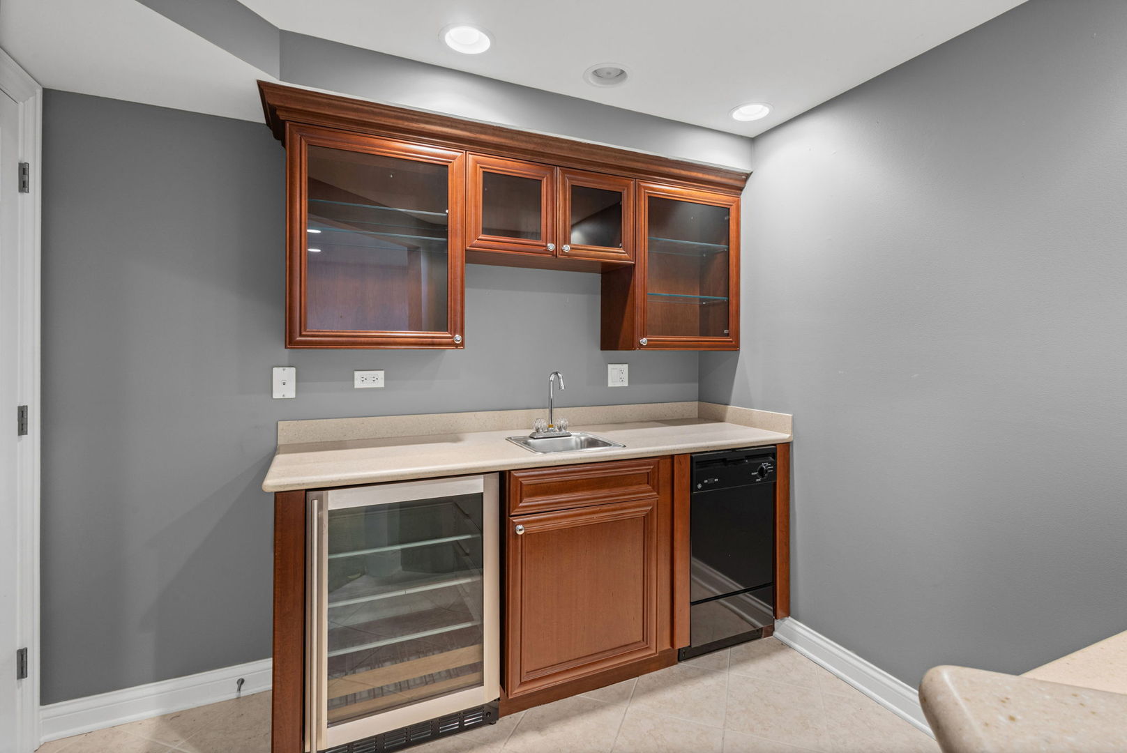 2064 Valor Court Property Photo 15
