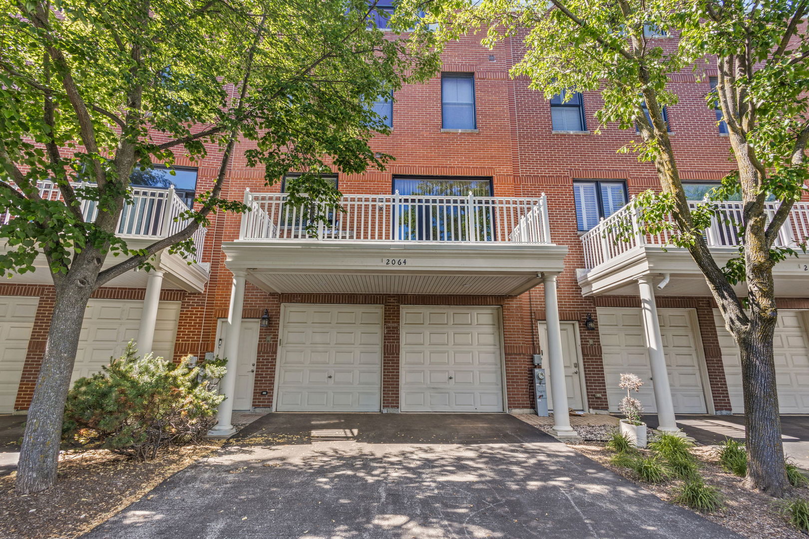 2064 Valor Court Property Photo 24