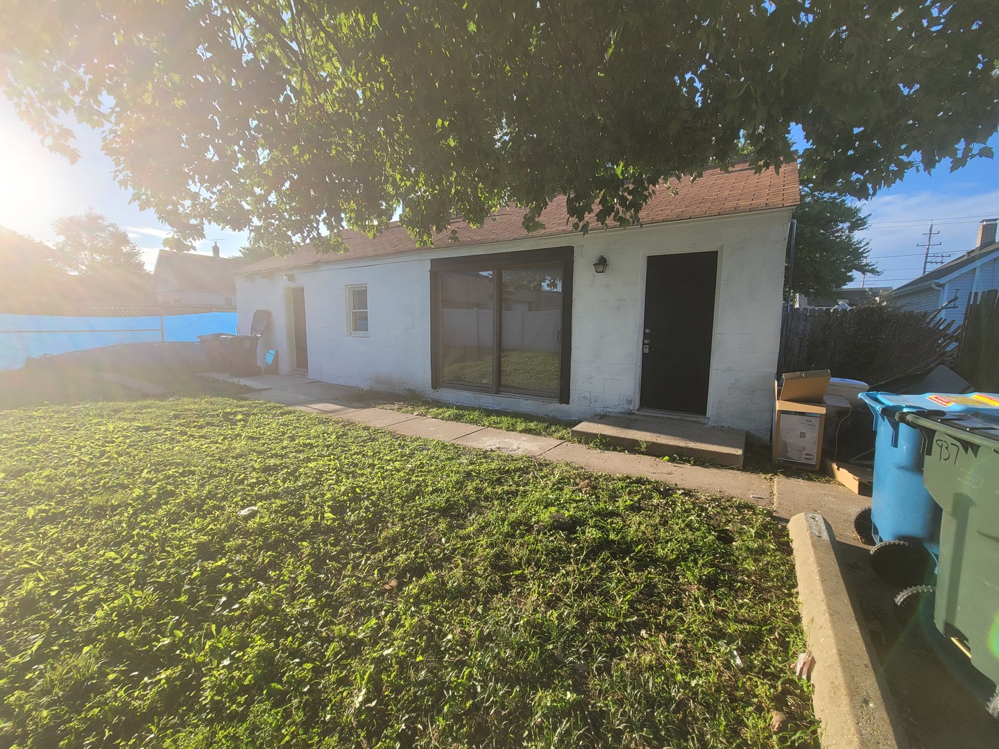 937 Montgomery Avenue Property Photo 1