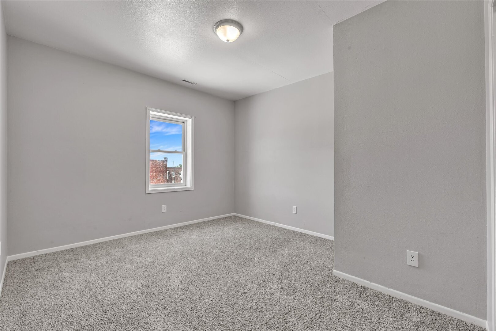 1022 15th Avenue Property Photo 23