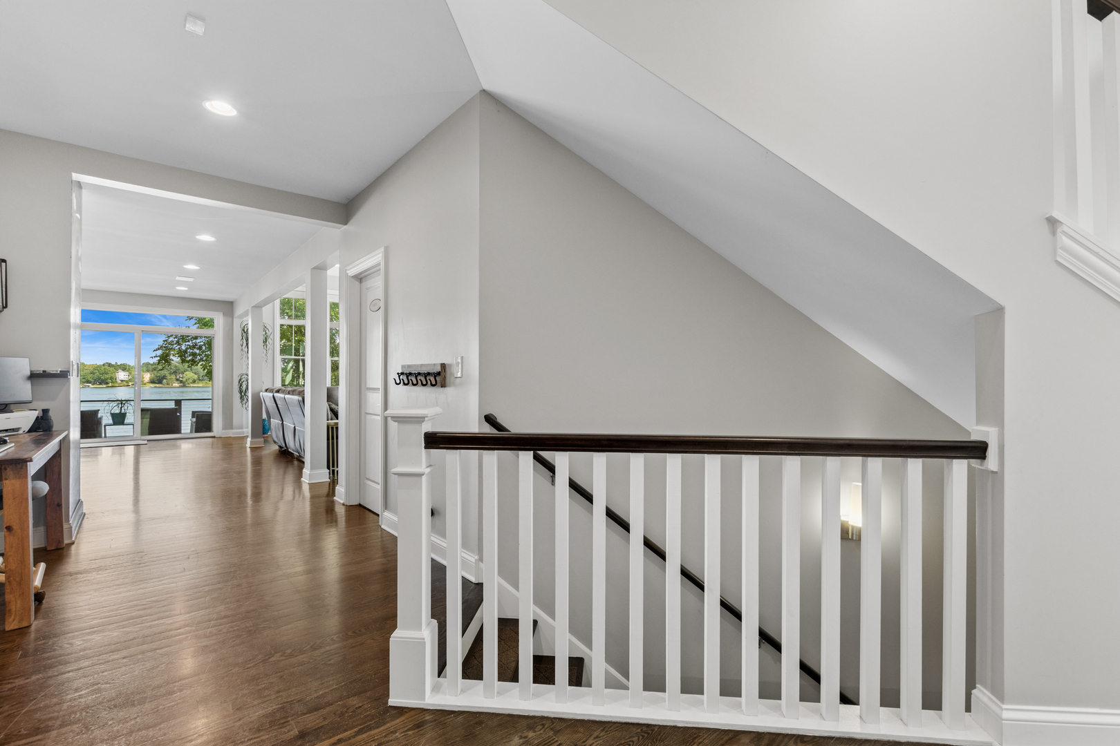 19108 W Lake View Avenue Property Photo 4