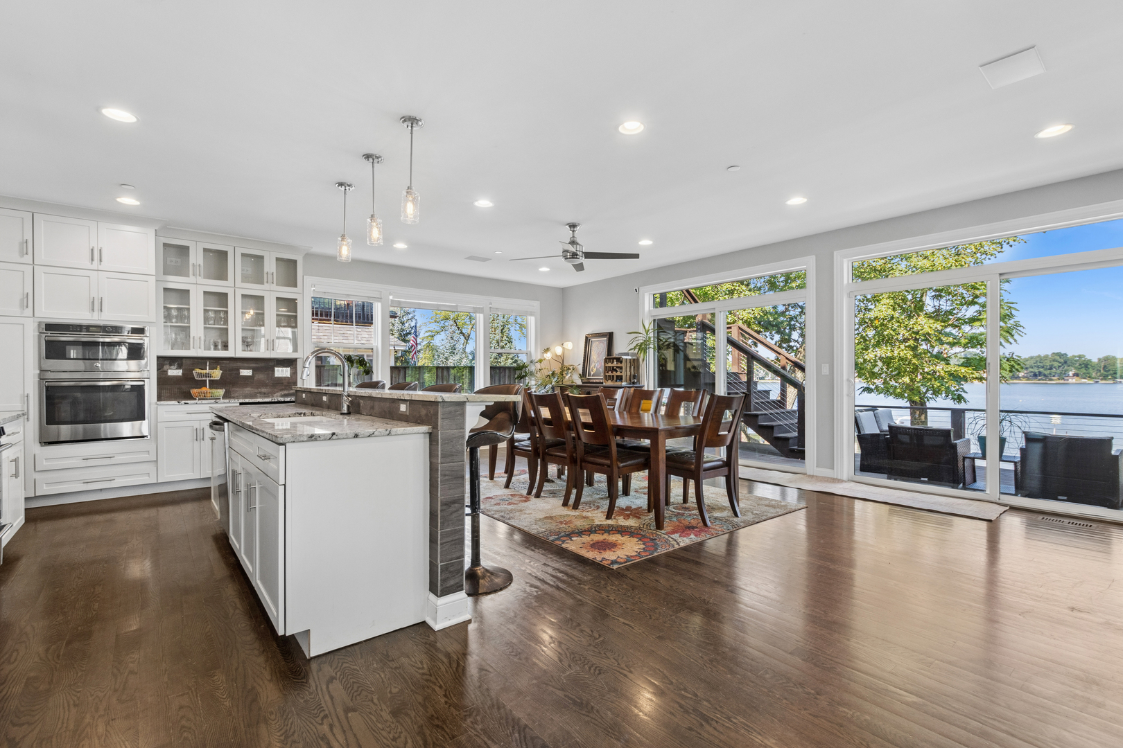 19108 W Lake View Avenue Property Photo 7