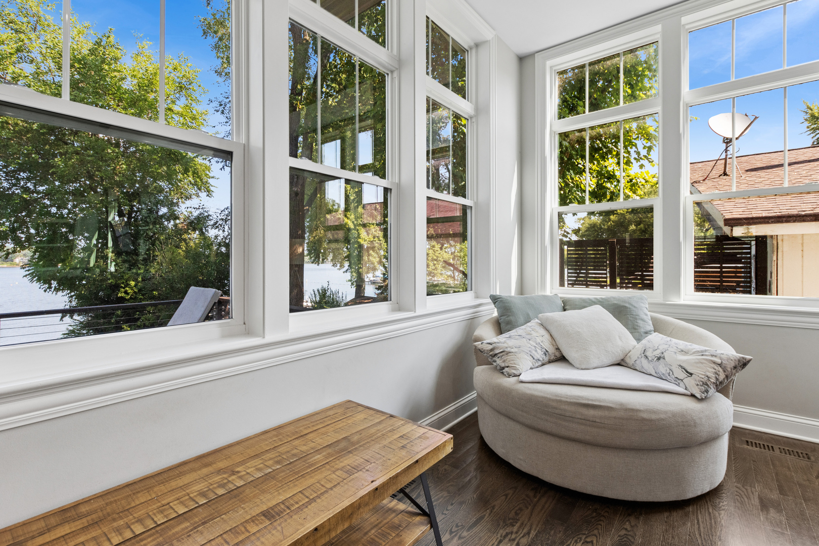 19108 W Lake View Avenue Property Photo 12