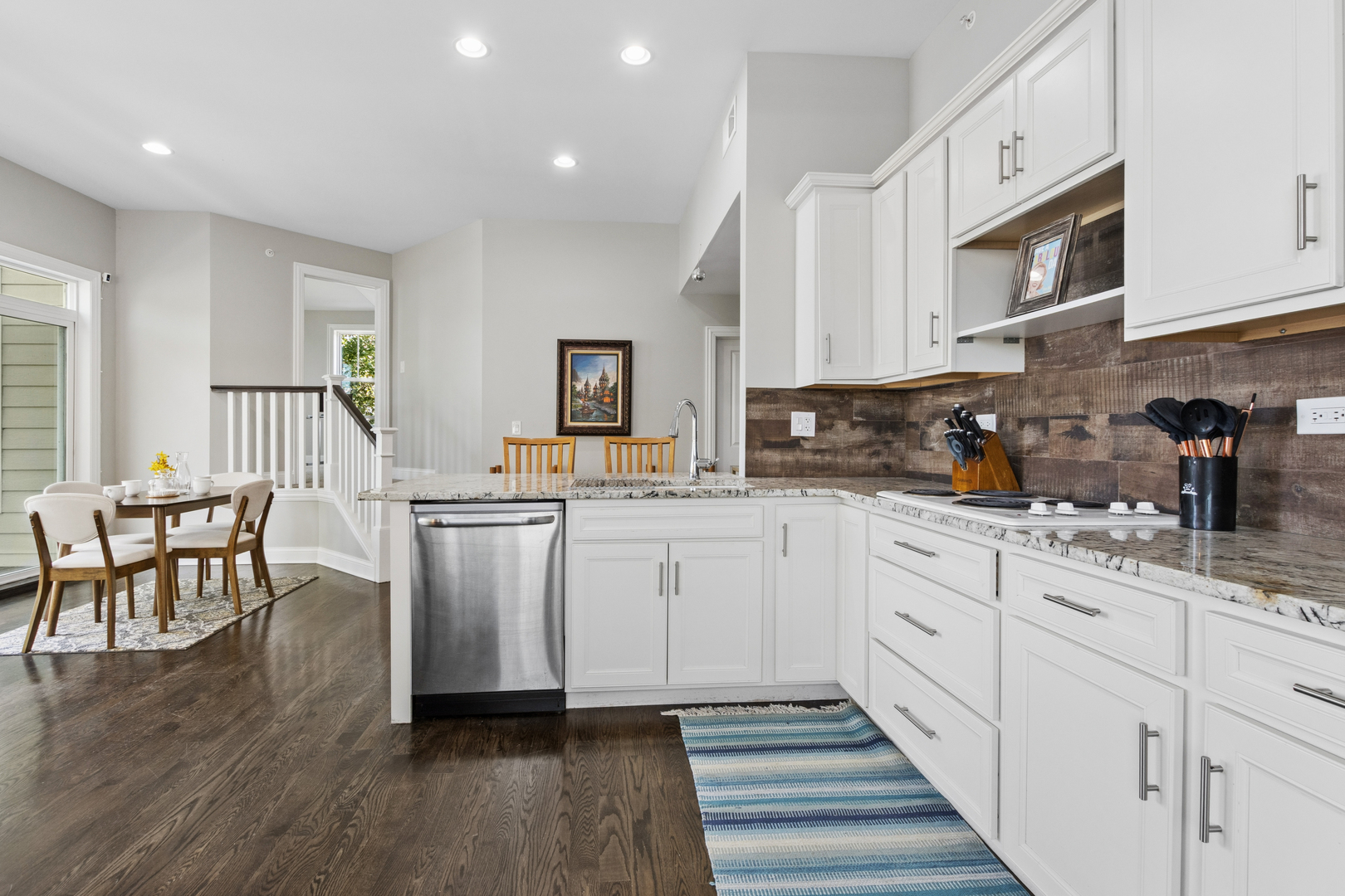 19108 W Lake View Avenue Property Photo 14