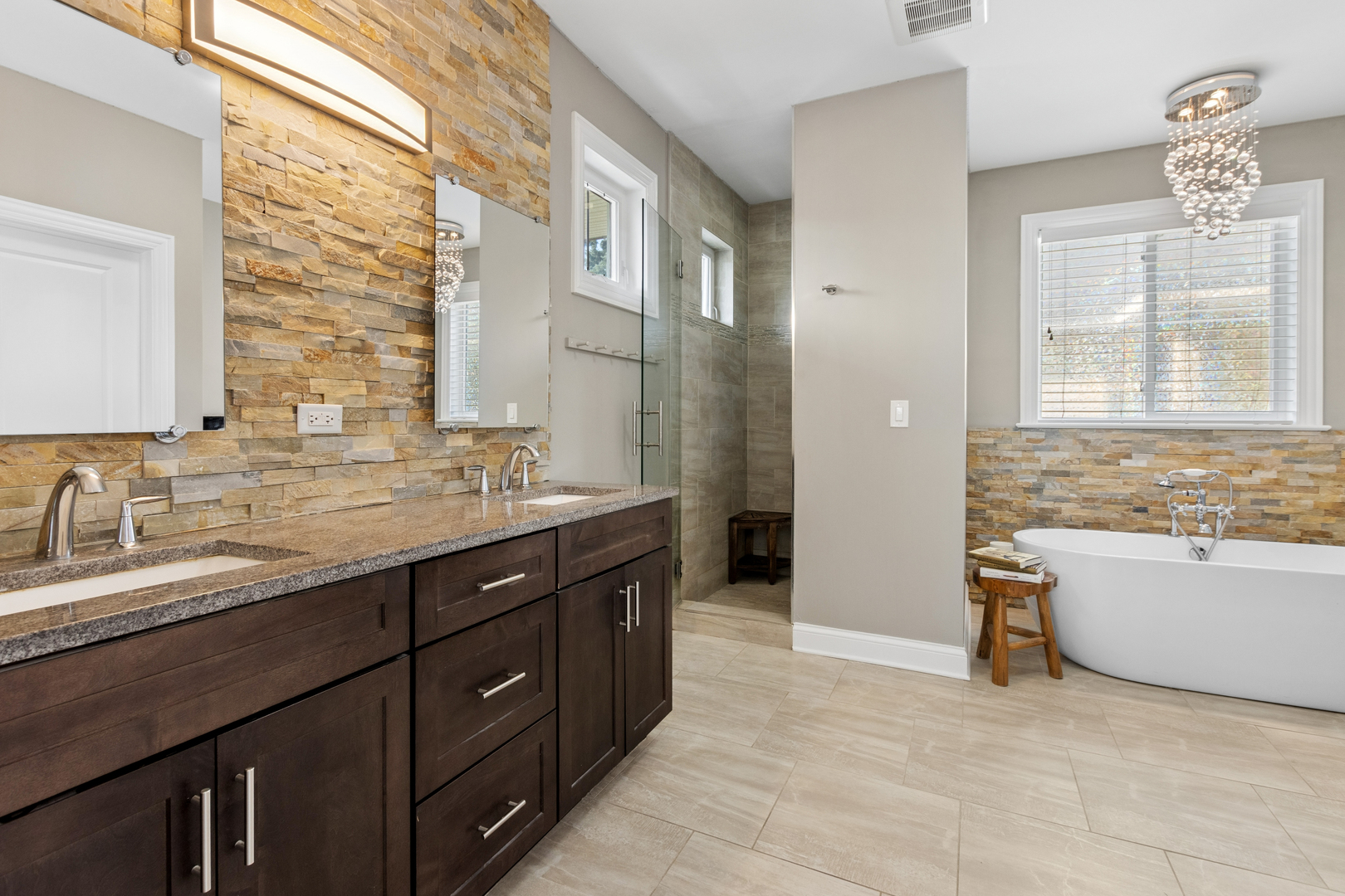 19108 W Lake View Avenue Property Photo 18