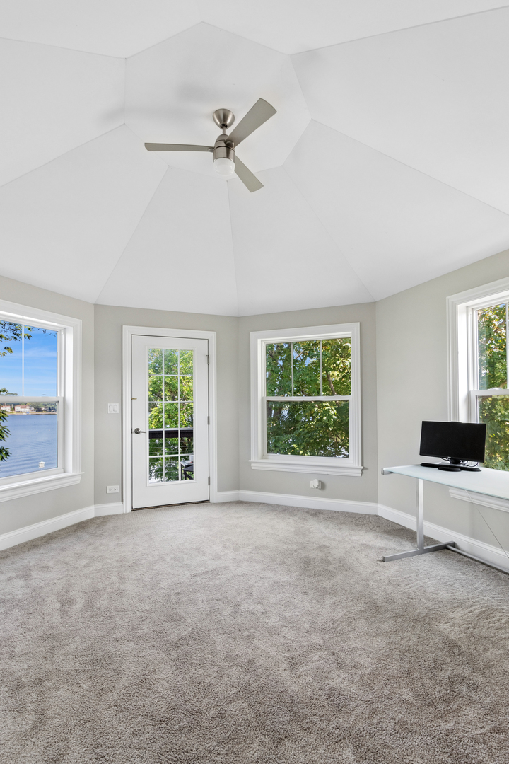 19108 W Lake View Avenue Property Photo 20