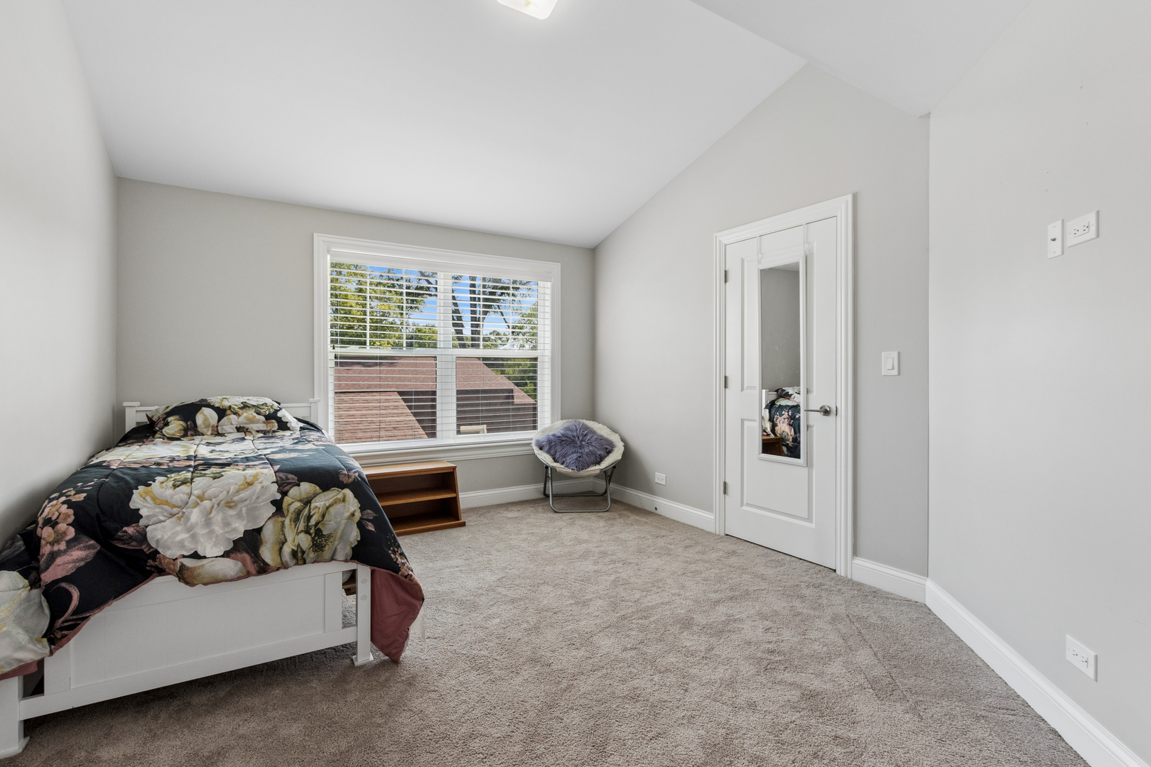 19108 W Lake View Avenue Property Photo 23