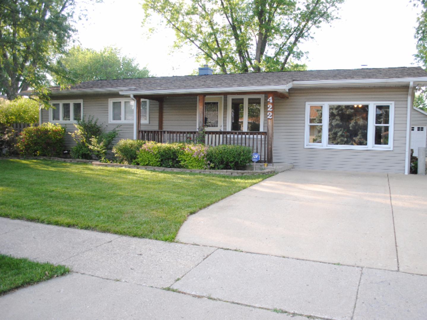422 Bernard Drive Property Photo 1