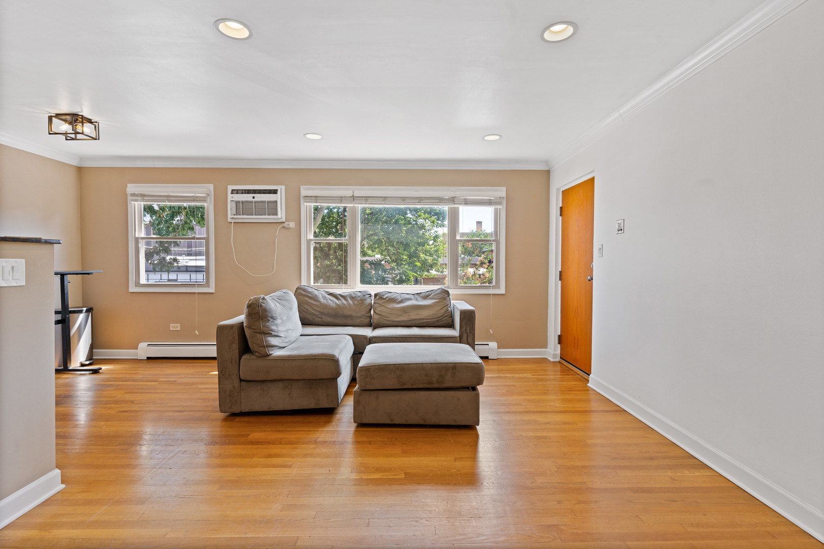 32 Elgin Avenue B2 Property Photo 2