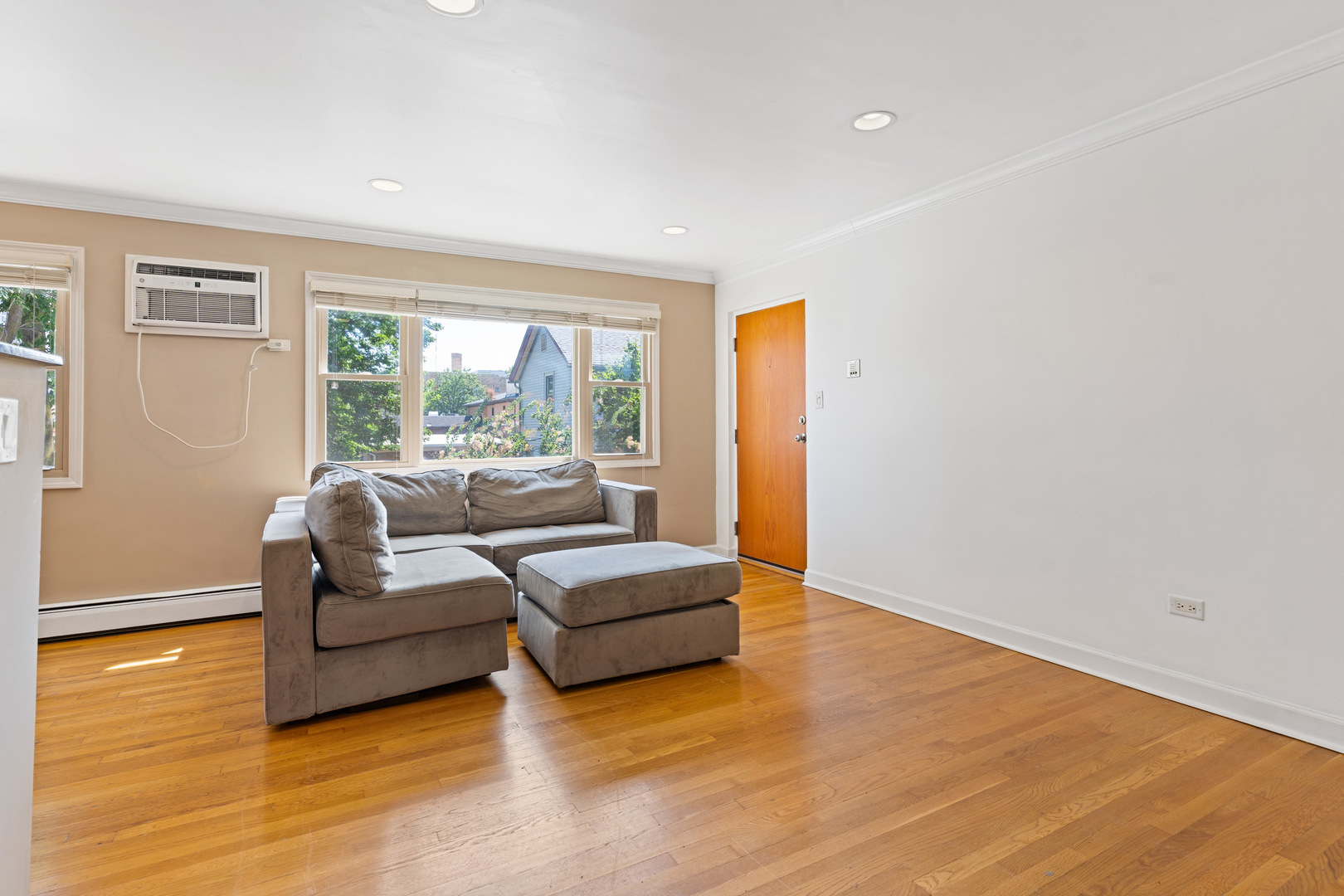 32 Elgin Avenue B2 Property Photo 3