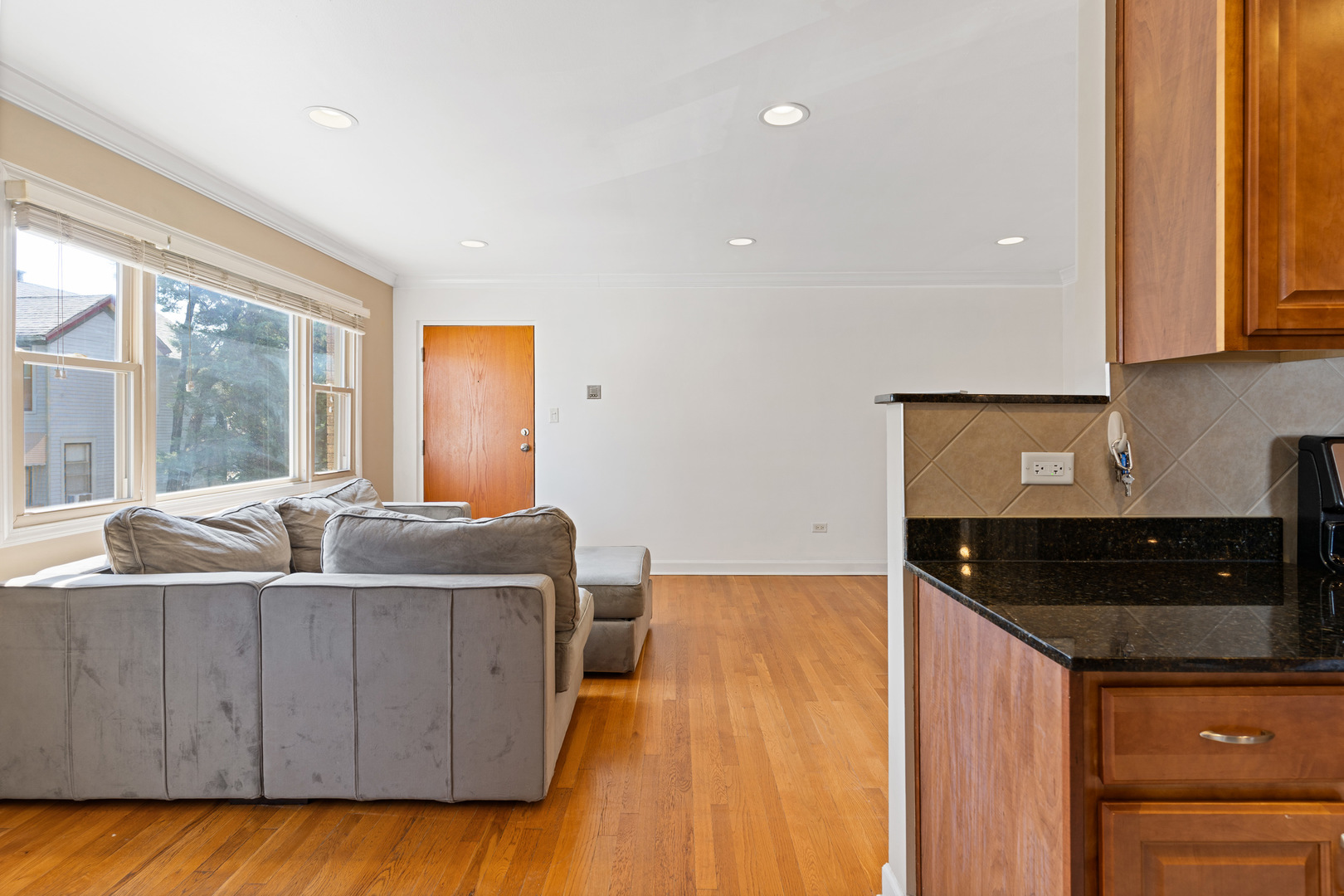 32 Elgin Avenue B2 Property Photo 8
