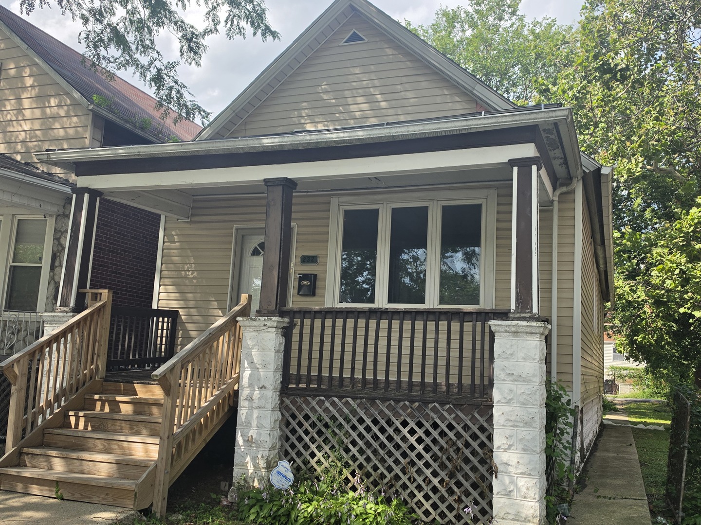 232 W 111th Place Property Photo 1