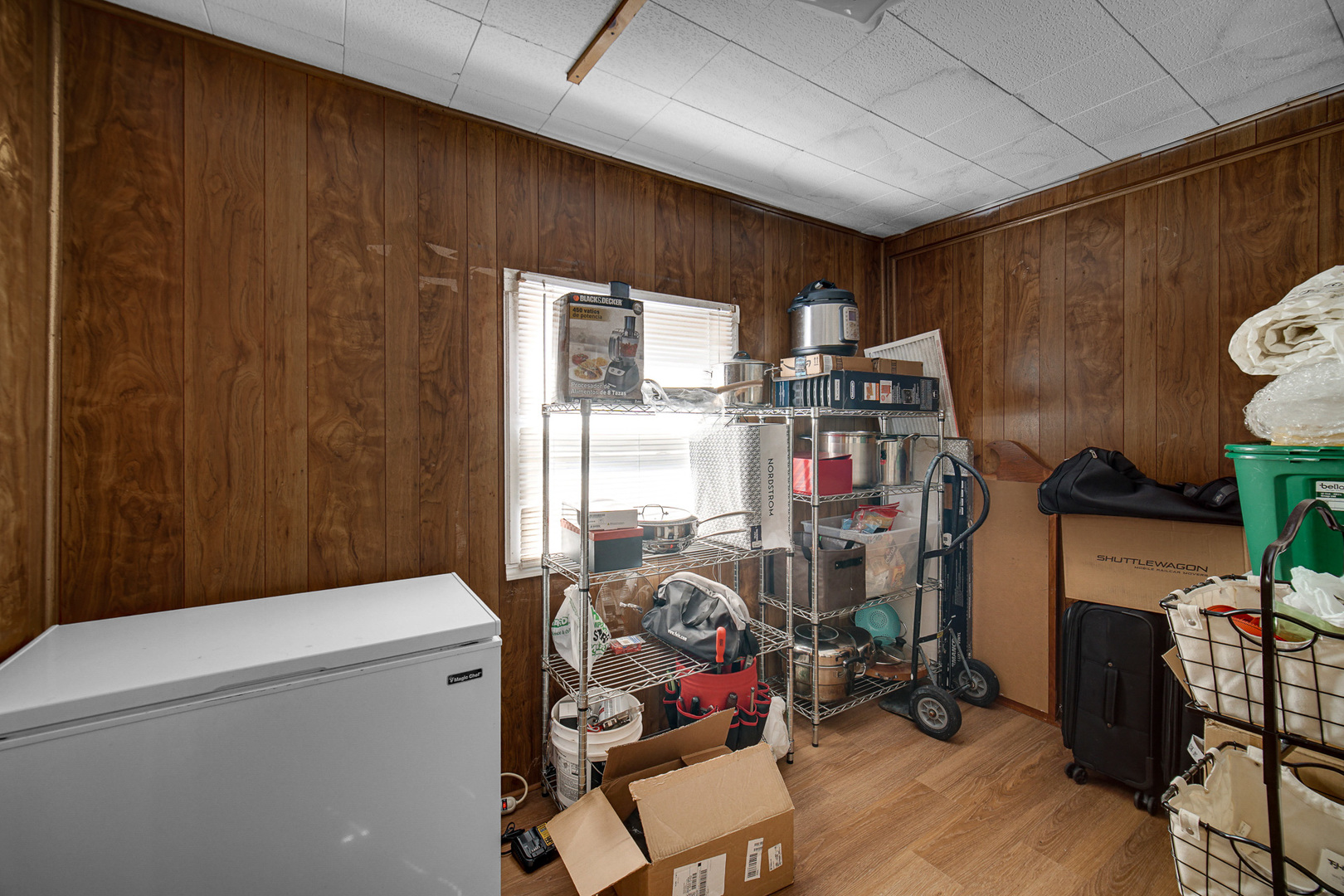 9039 La Crosse Avenue 1s Property Photo 11