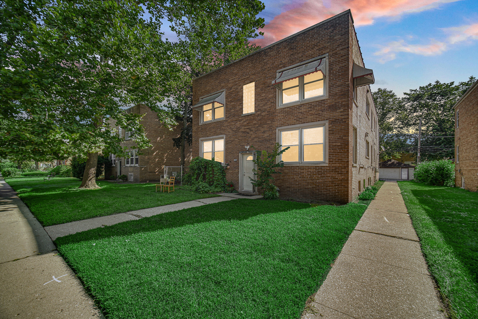 9039 La Crosse Avenue 1s Property Photo 17