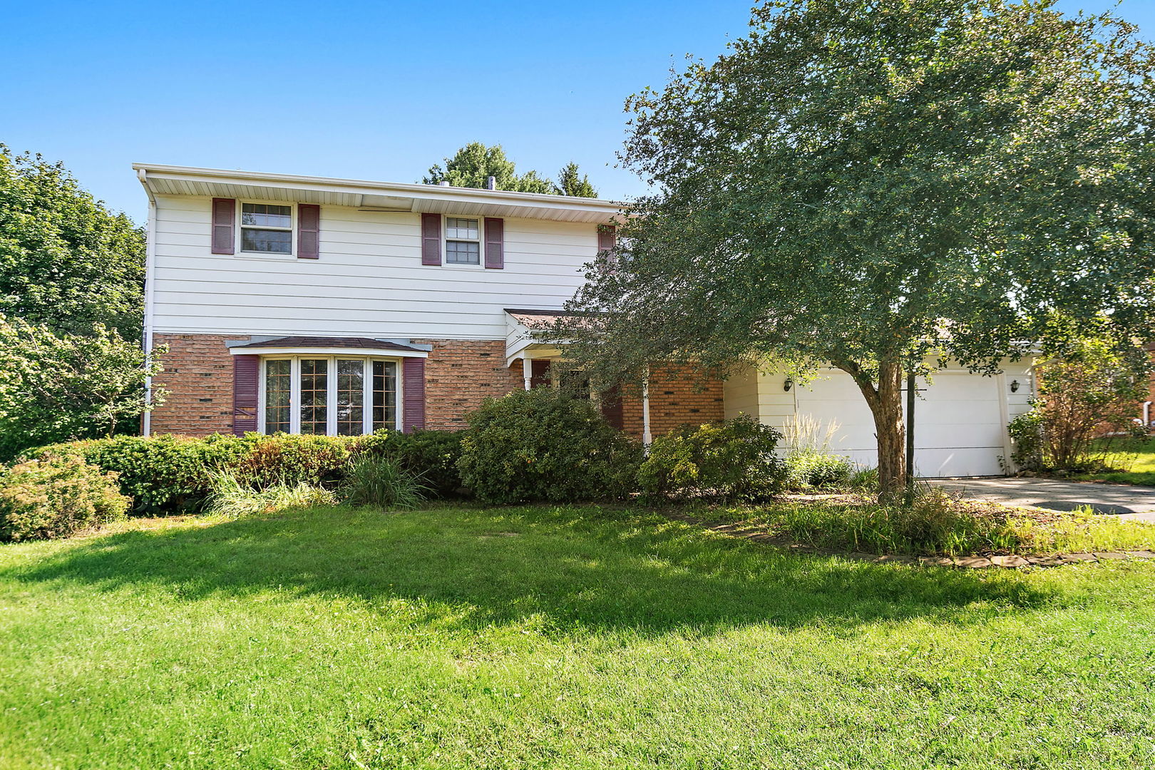 5848 Weymouth Drive Property Photo 1