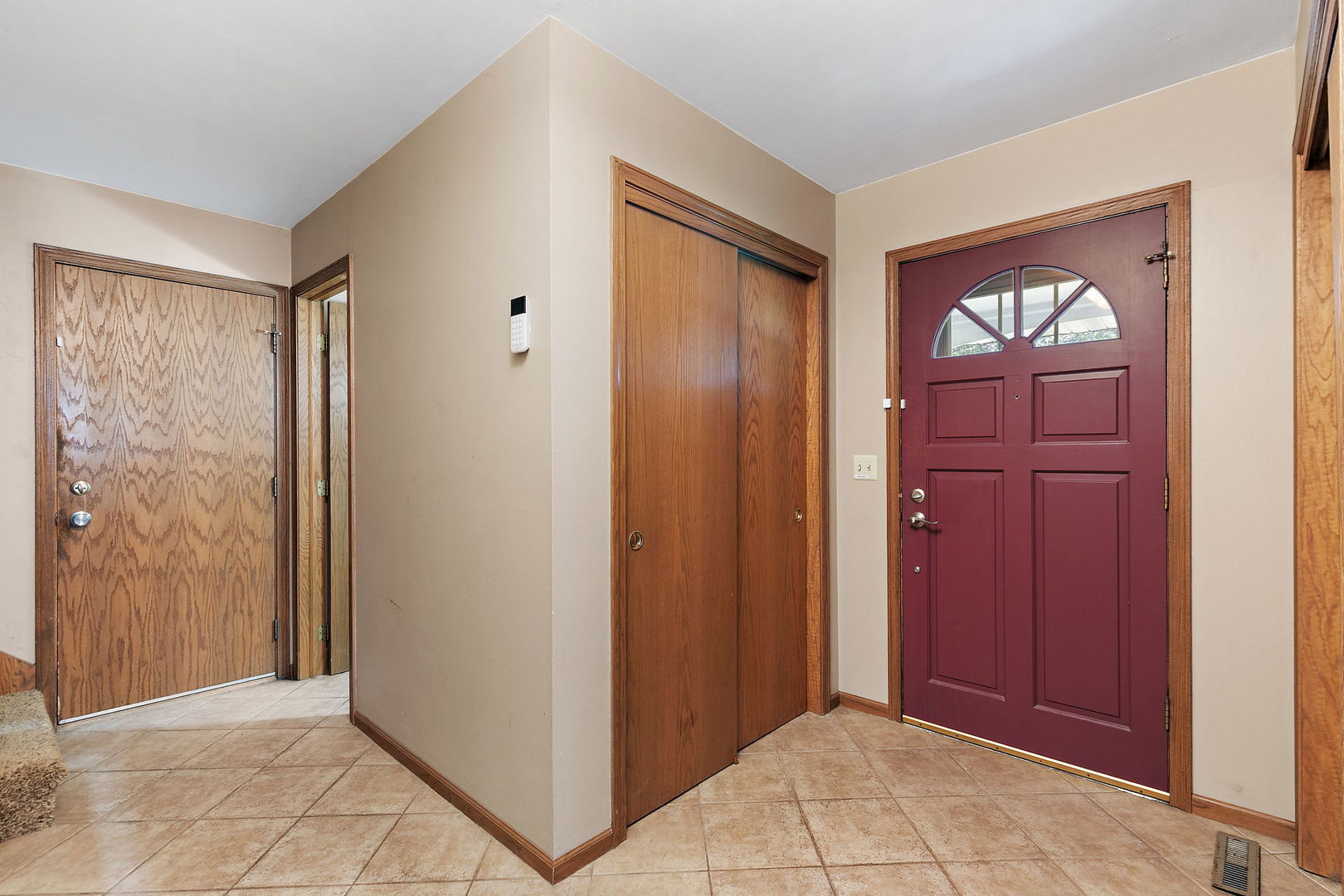 5848 Weymouth Drive Property Photo 3