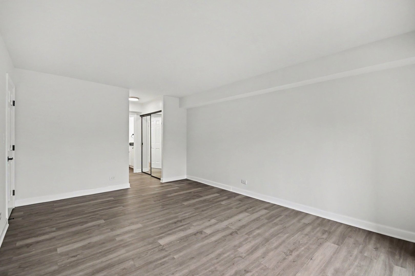 1671 Mission Hills Road 201 Property Photo 12