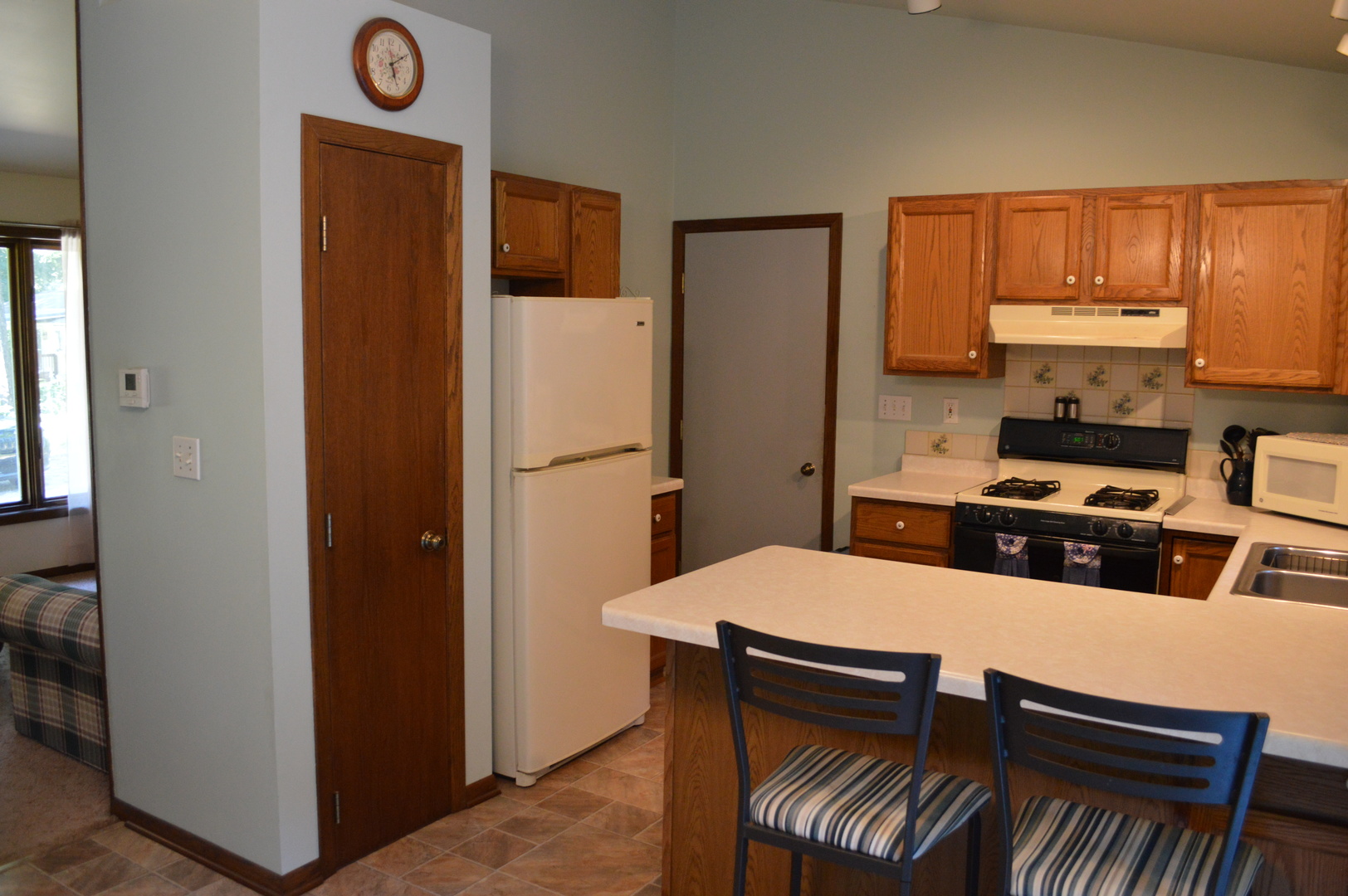 435 Public Street Property Photo 8