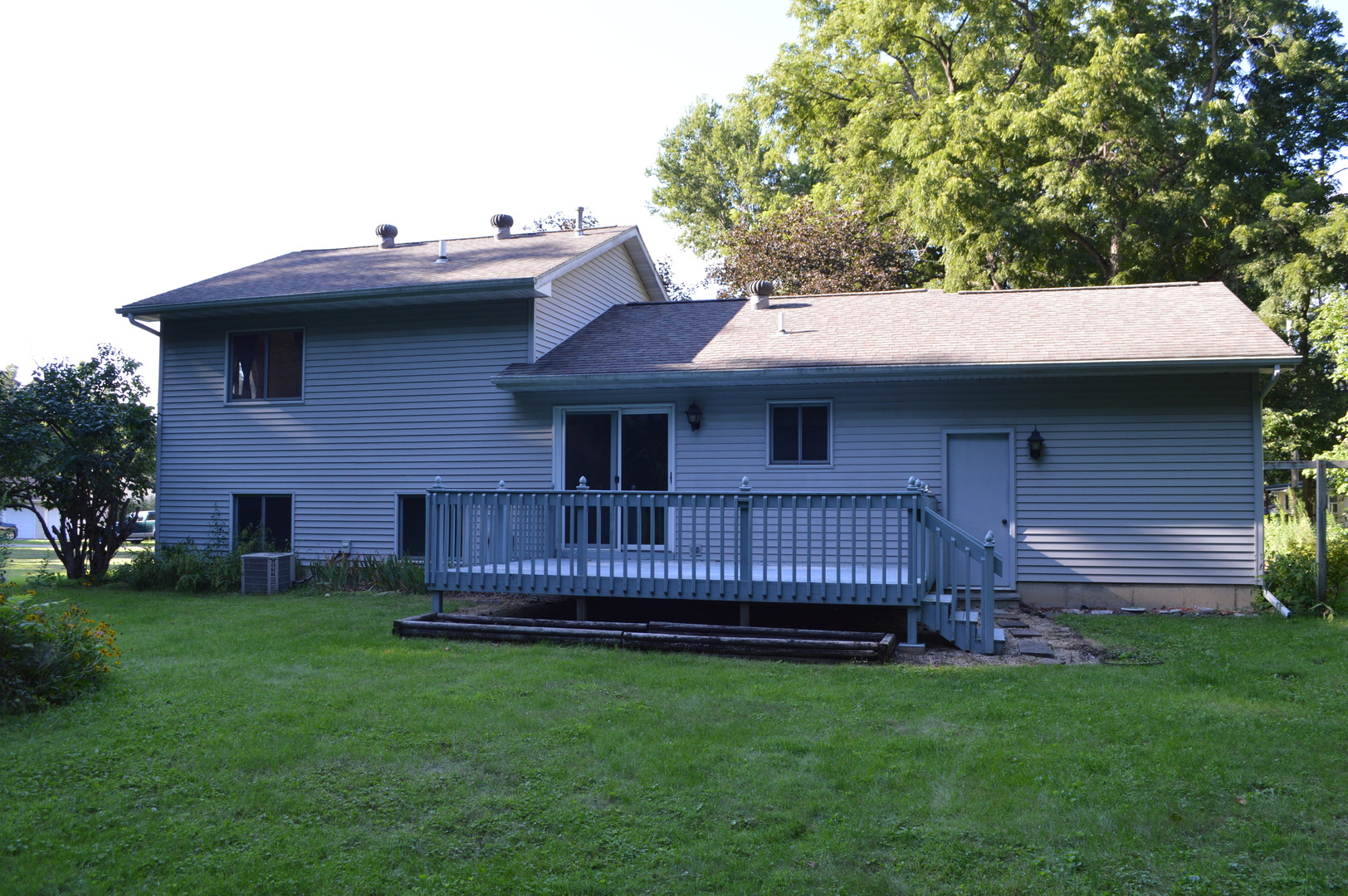 435 Public Street Property Photo 25