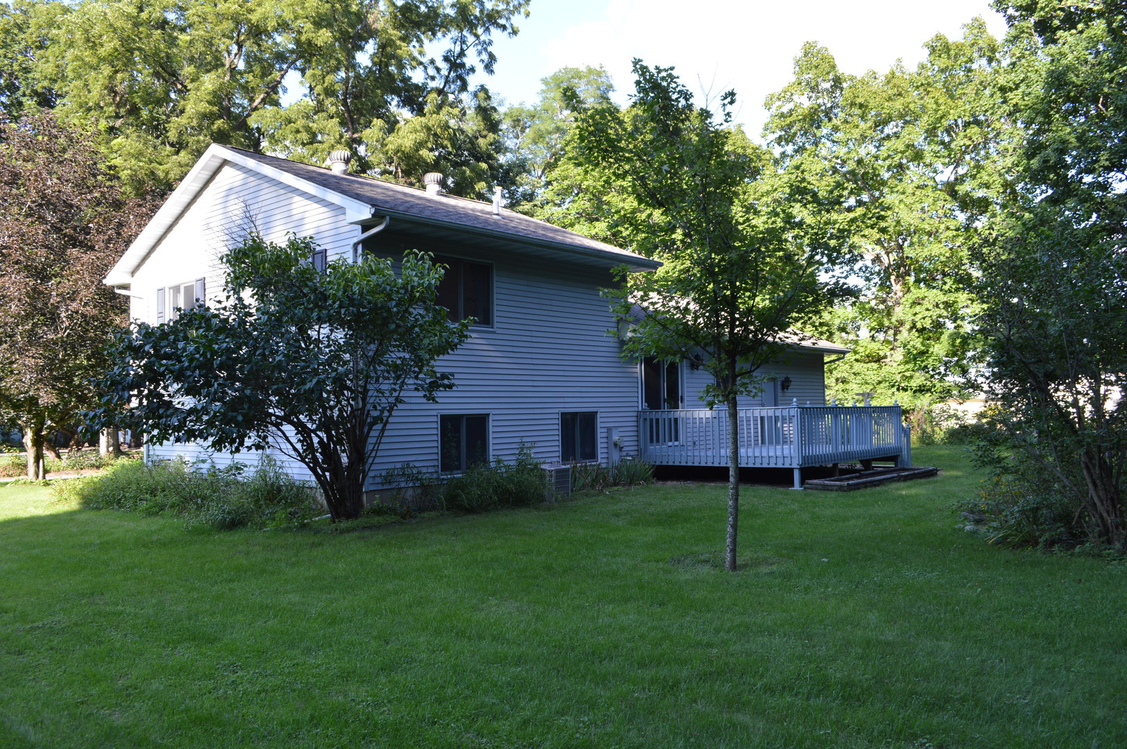 435 Public Street Property Photo 26