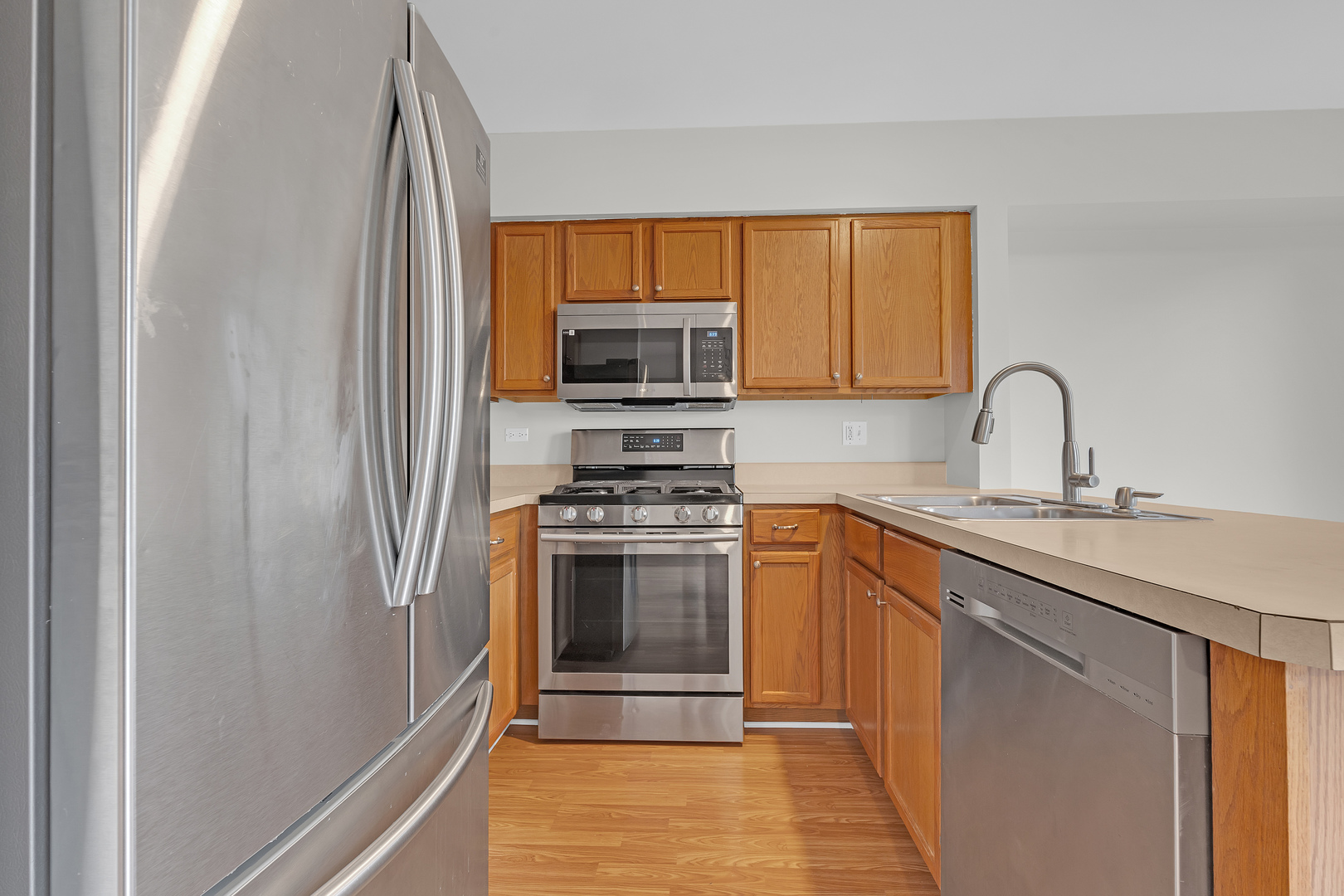 34323 N Goldenrod Road Property Photo 9