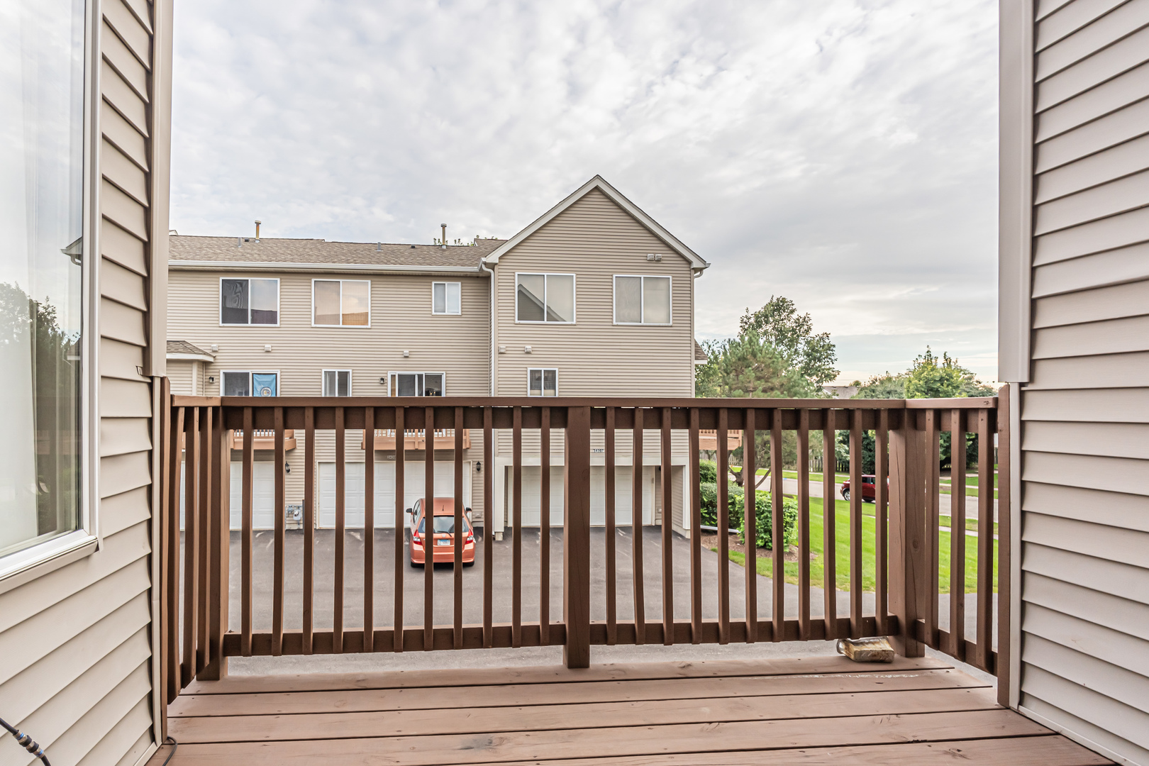 34323 N Goldenrod Road Property Photo 12