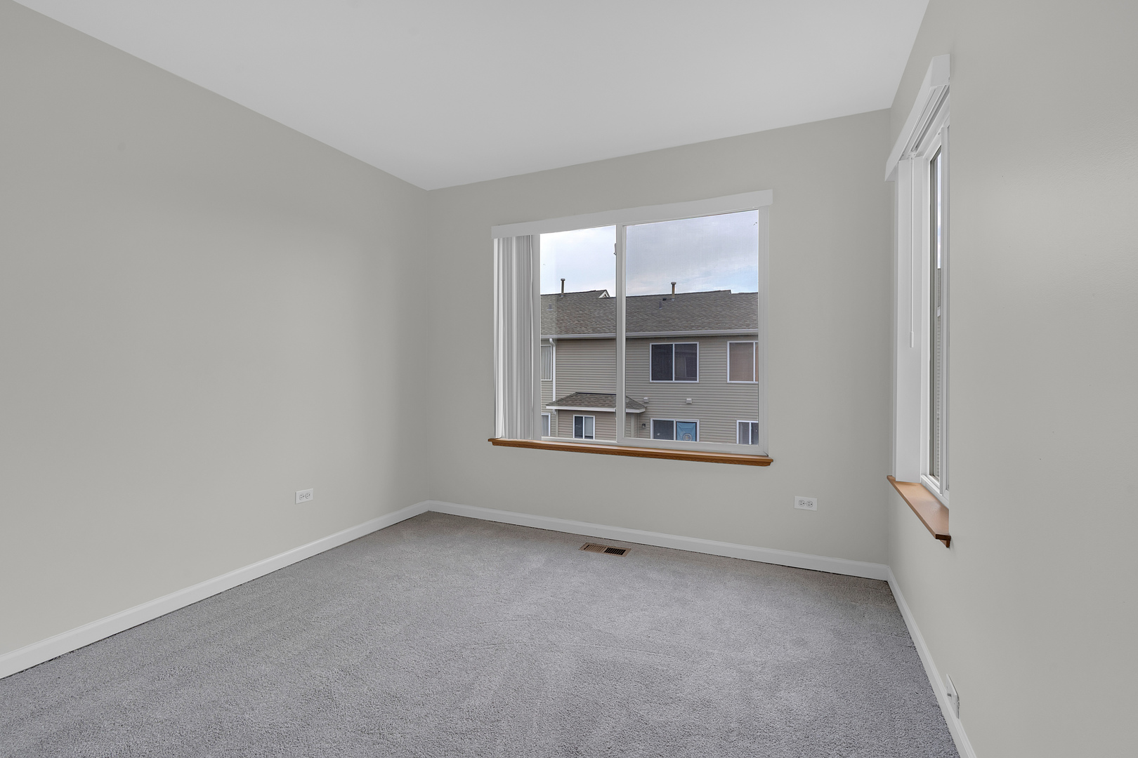 34323 N Goldenrod Road Property Photo 18