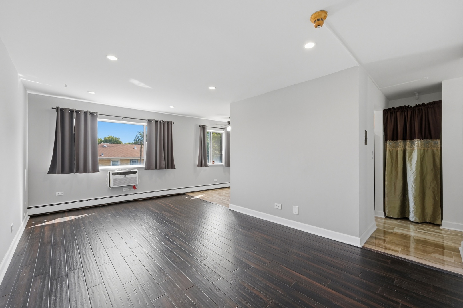 7650 W Altgeld Street 305 Property Photo 11