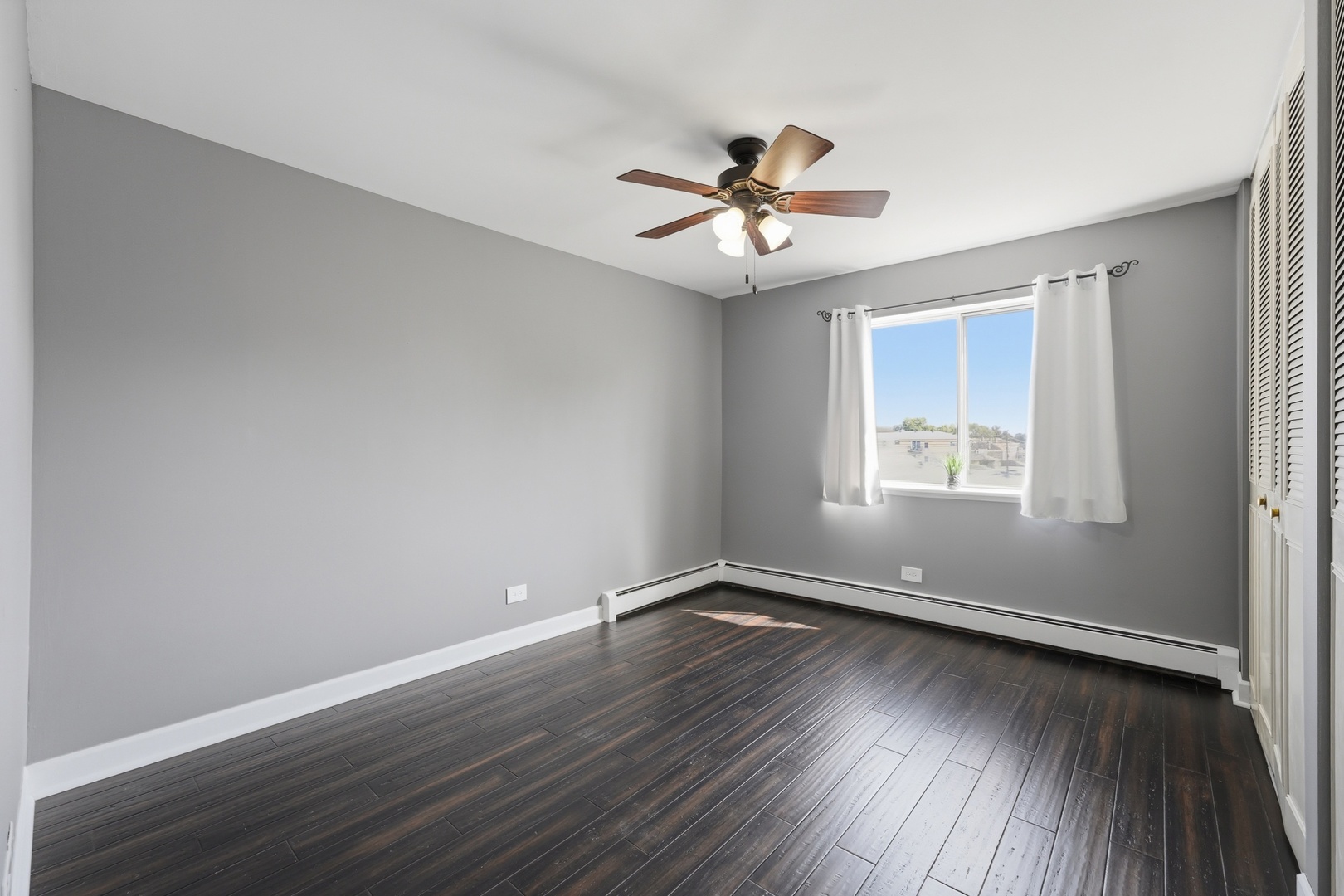 7650 W Altgeld Street 305 Property Photo 16