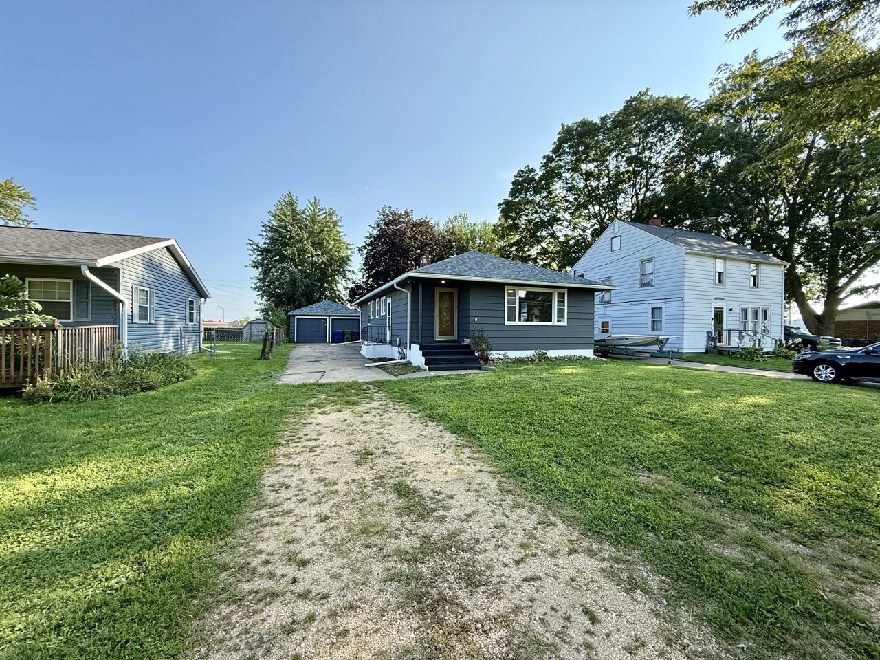 1525 27th Avenue Property Photo 5