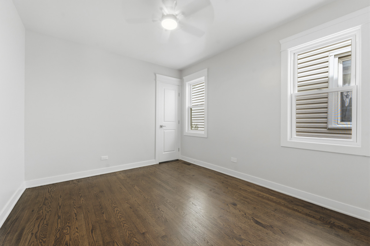 4903 N Moody Avenue Property Photo 20