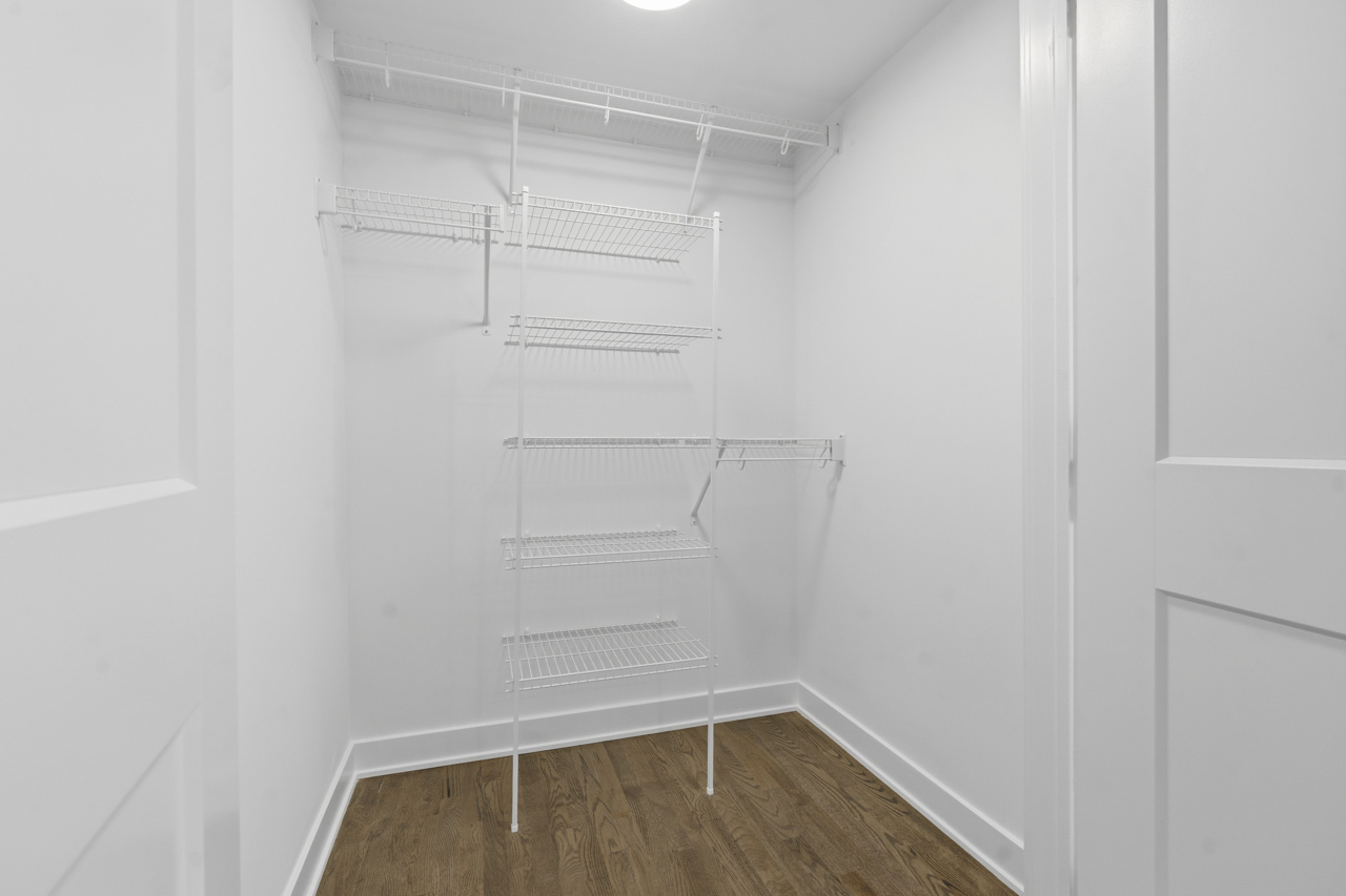 4903 N Moody Avenue Property Photo 28