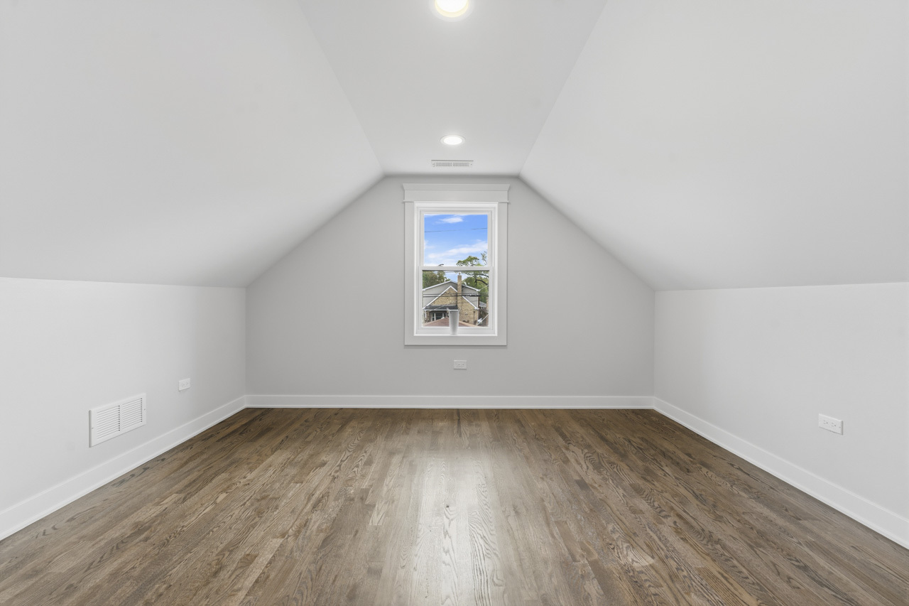 4903 N Moody Avenue Property Photo 30