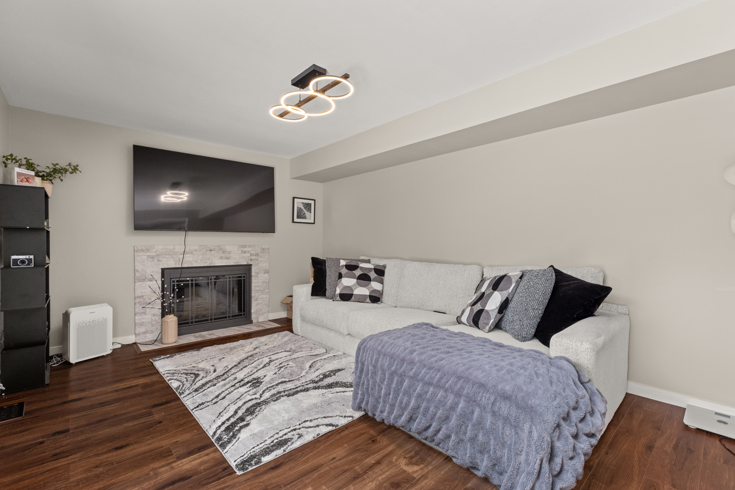 197 Knightsbridge Drive Property Photo 13
