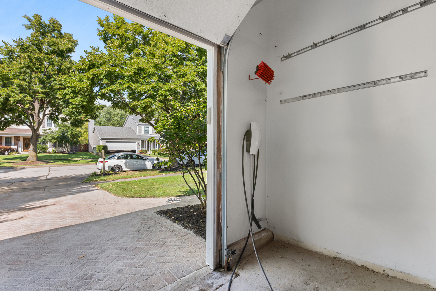 197 Knightsbridge Drive Property Photo 15