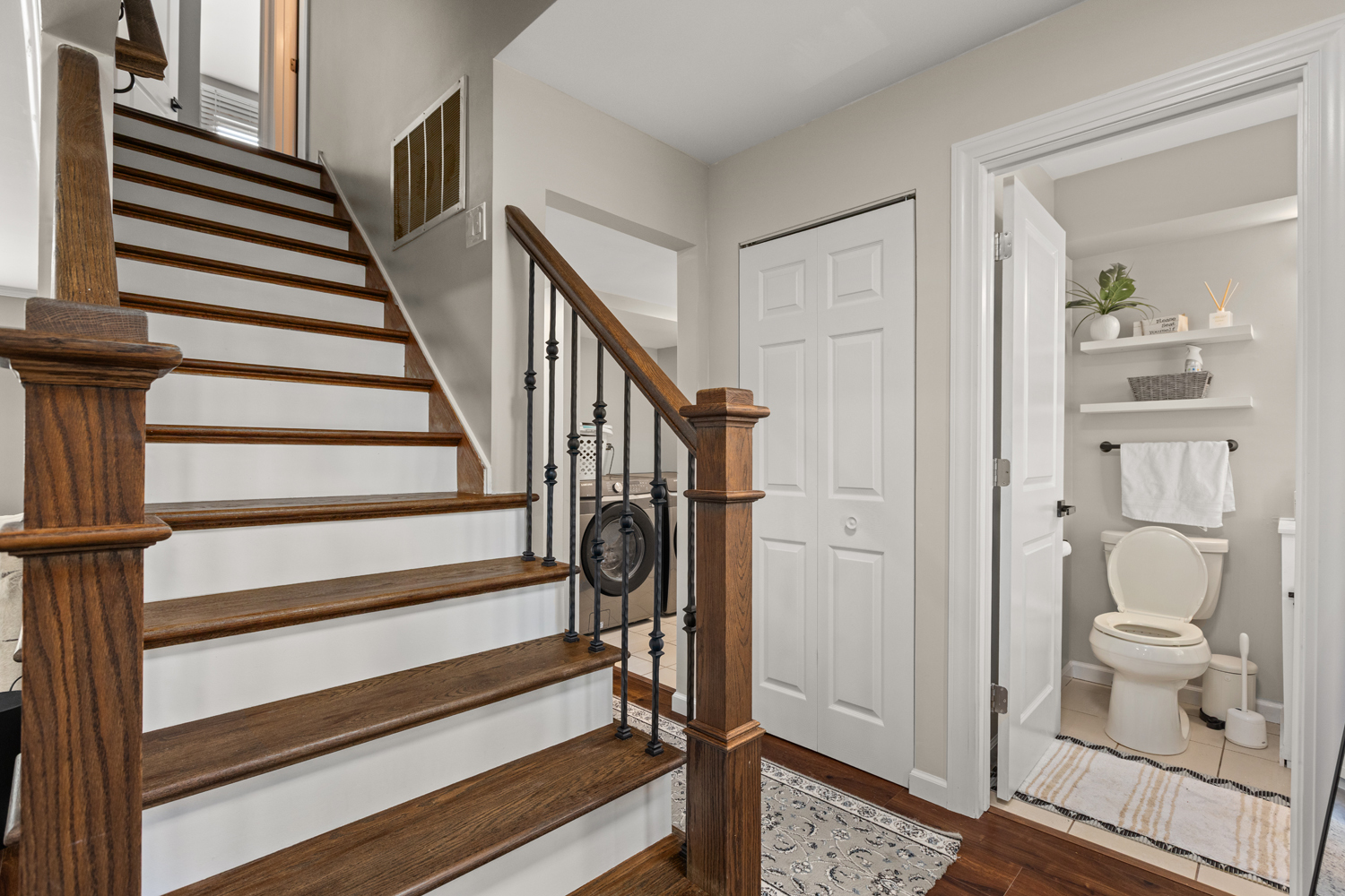 197 Knightsbridge Drive Property Photo 16