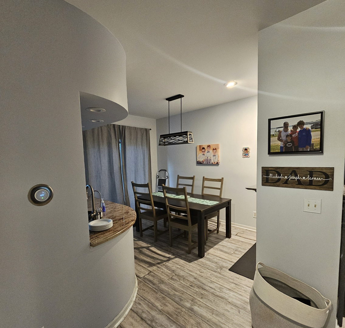 806 Derby Course Property Photo 8