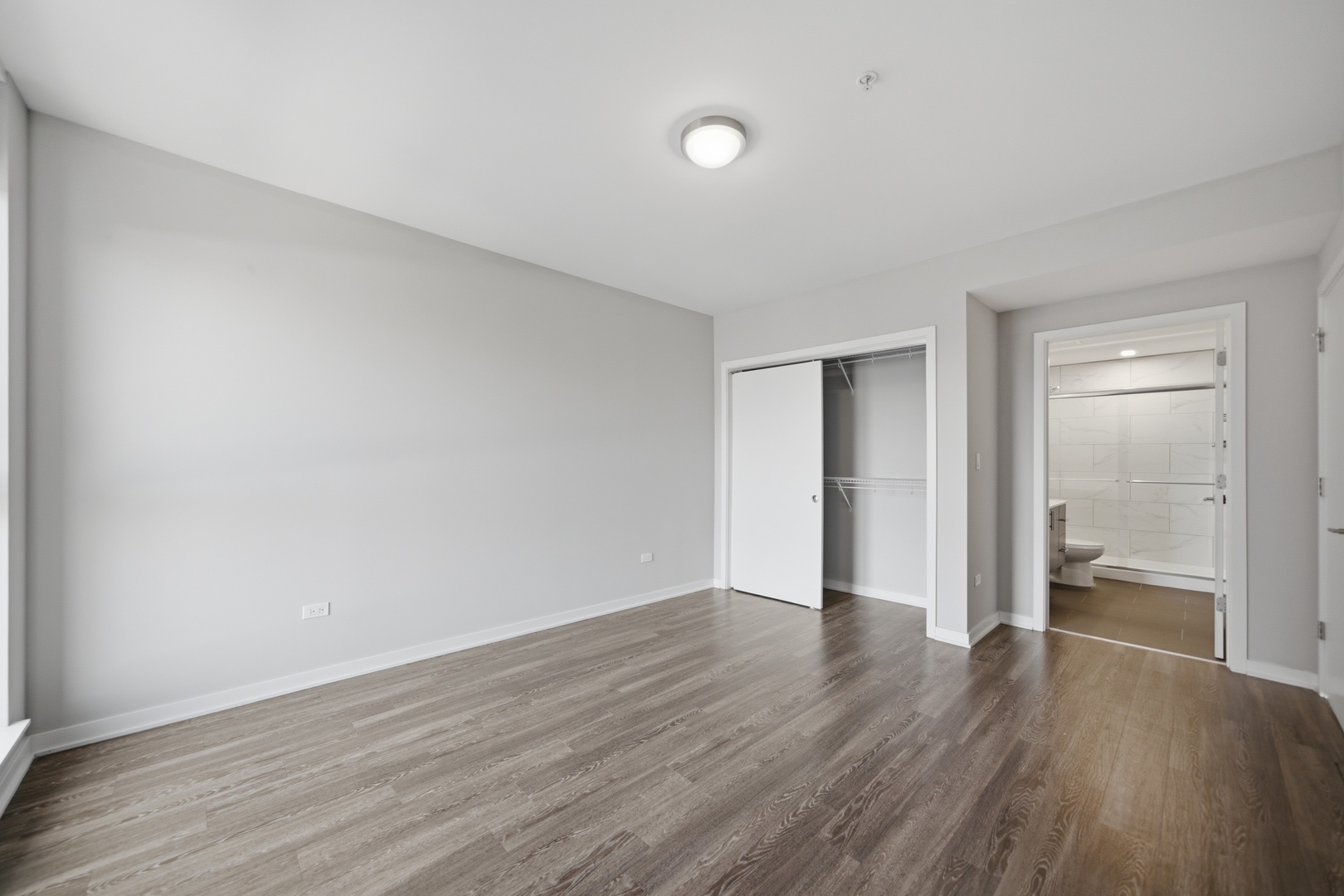 1552 N North Park Avenue 704 Property Photo 13