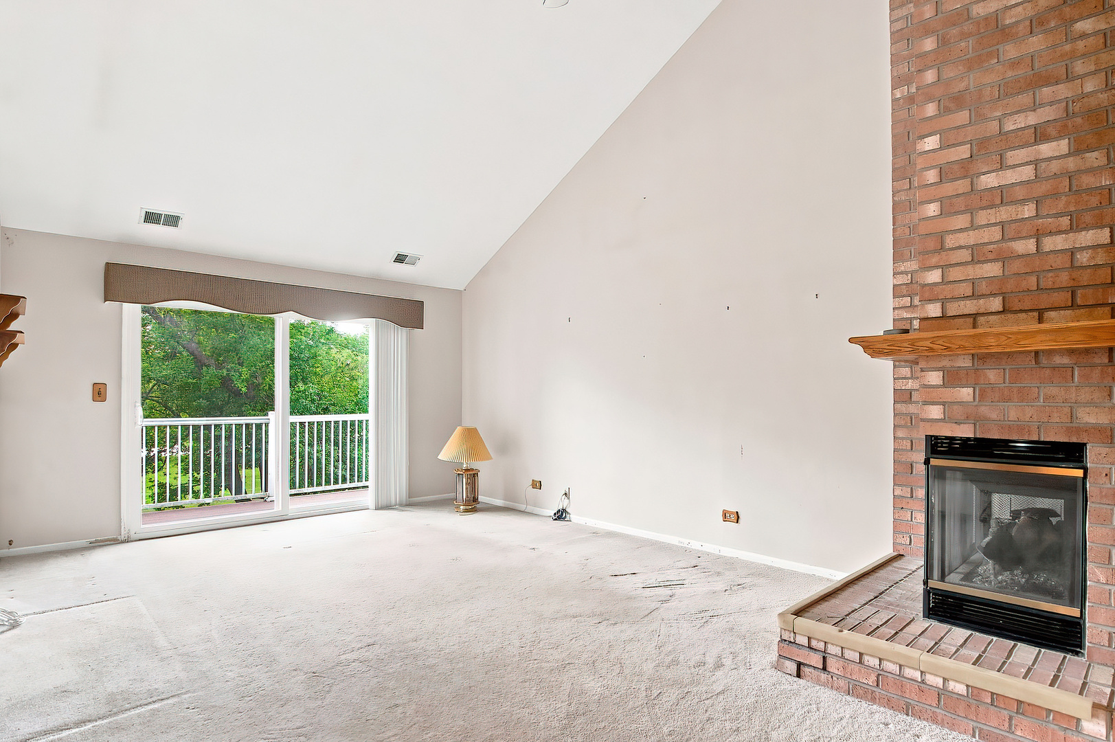 556 Park View Terrace 17-5 Property Photo 8