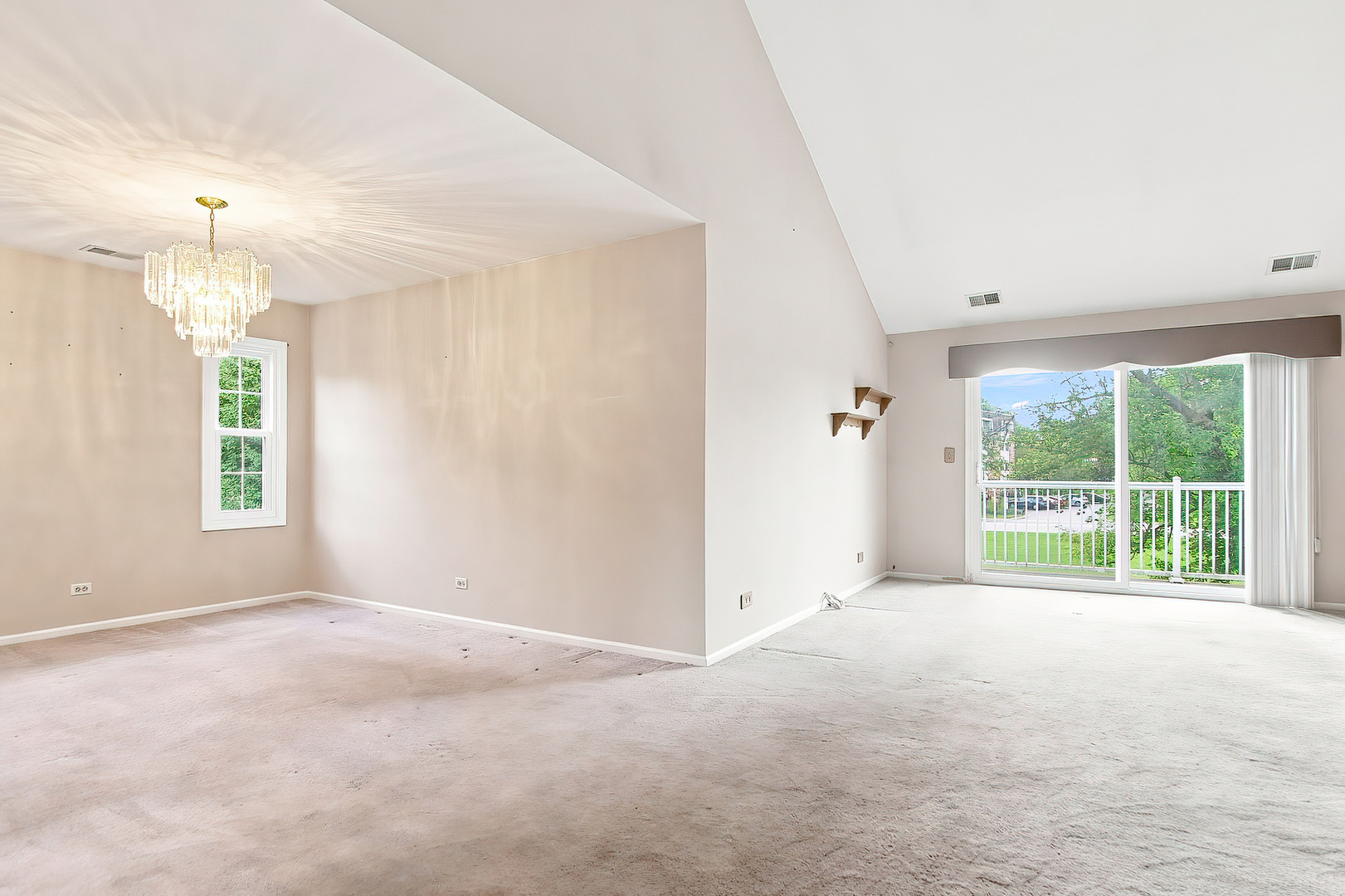 556 Park View Terrace 17-5 Property Photo 11
