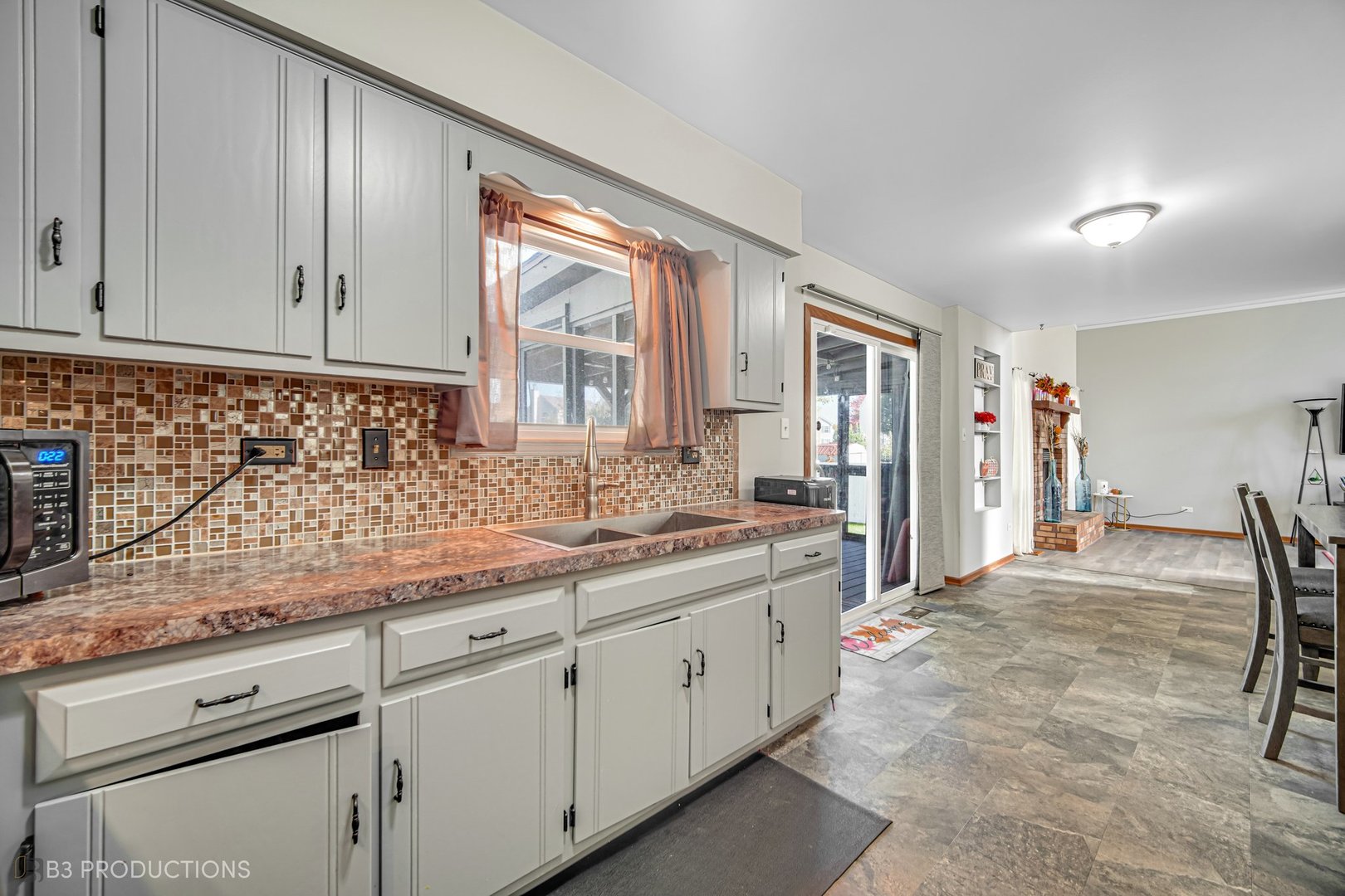 3207 Longford Drive Property Photo 10