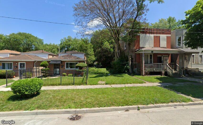 11747 S Lowe Avenue Property Photo 1