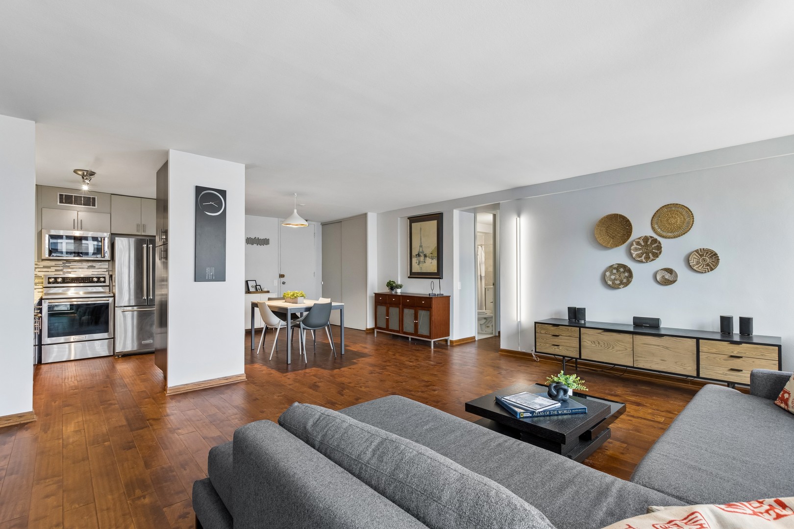 900 N Lake Shore Drive 2308 Property Photo 8