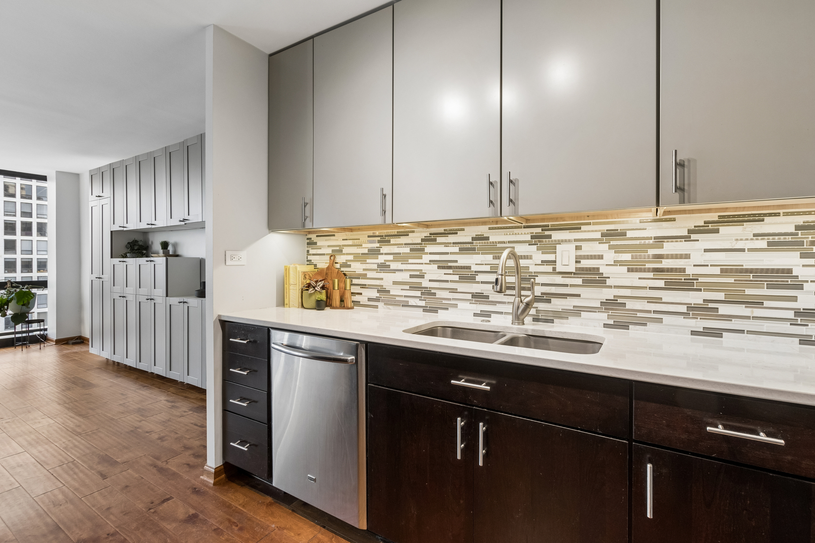 900 N Lake Shore Drive 2308 Property Photo 12