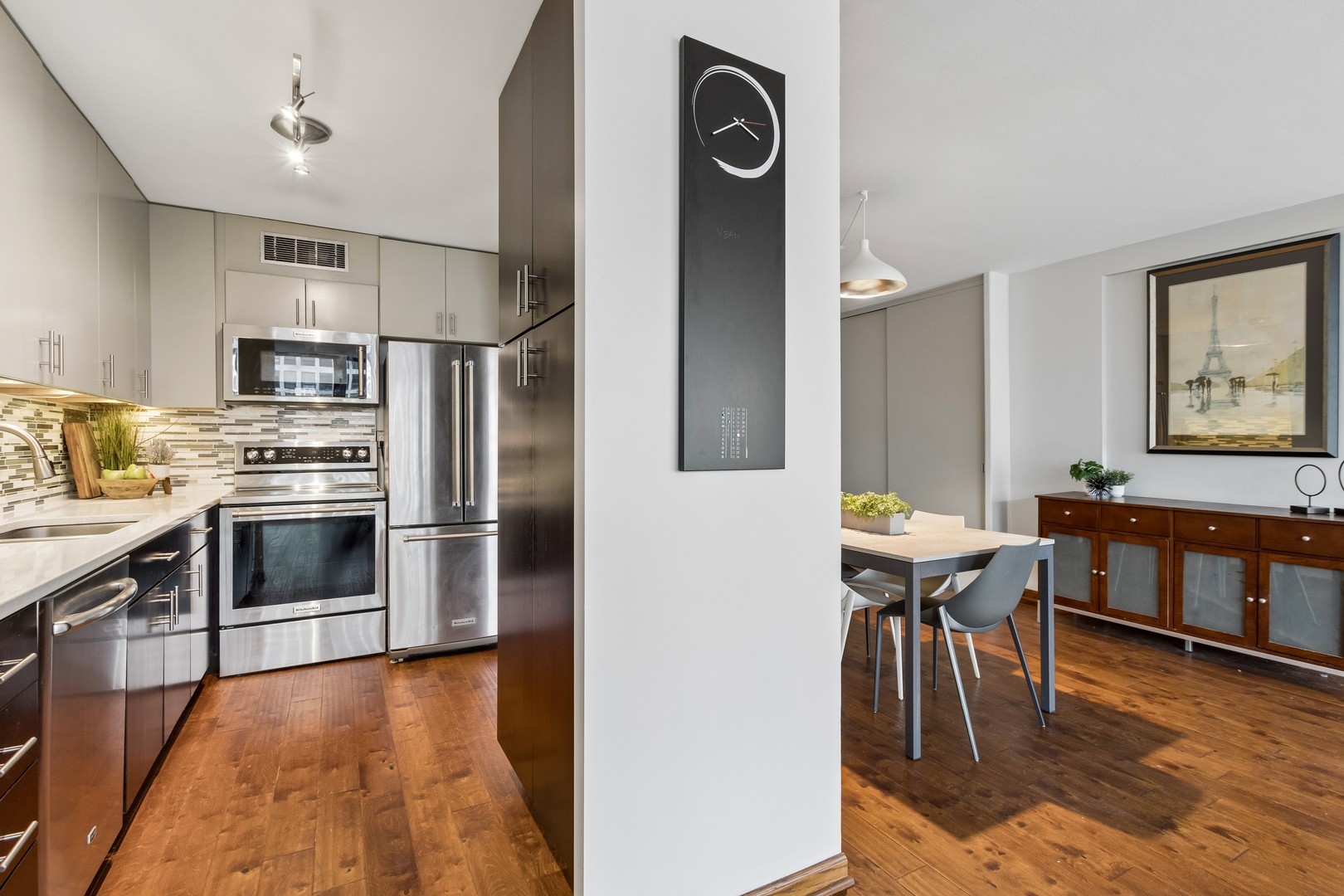 900 N Lake Shore Drive 2308 Property Photo 14