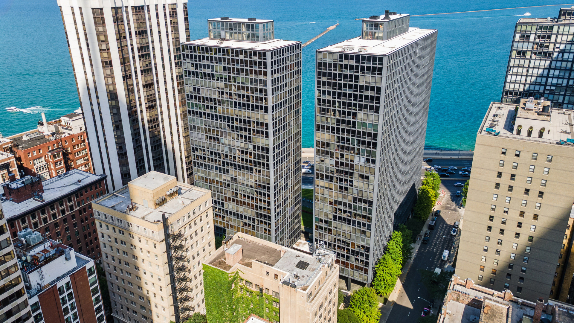 900 N Lake Shore Drive 2308 Property Photo 24