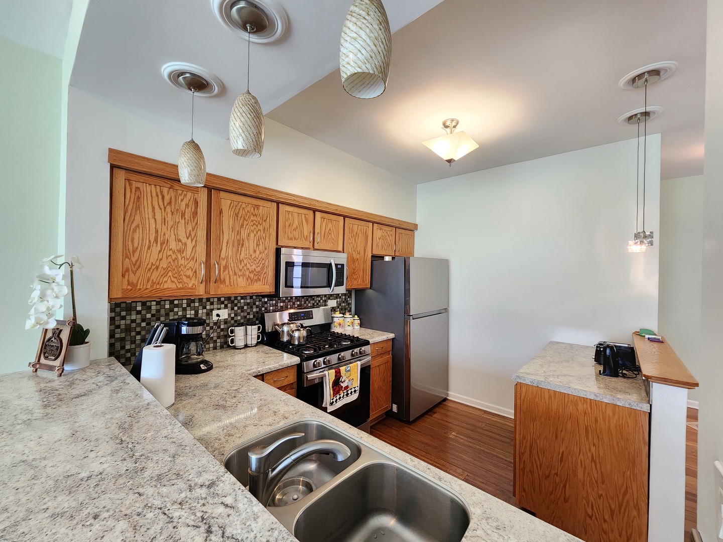17777 W Braewick Road Property Photo 12