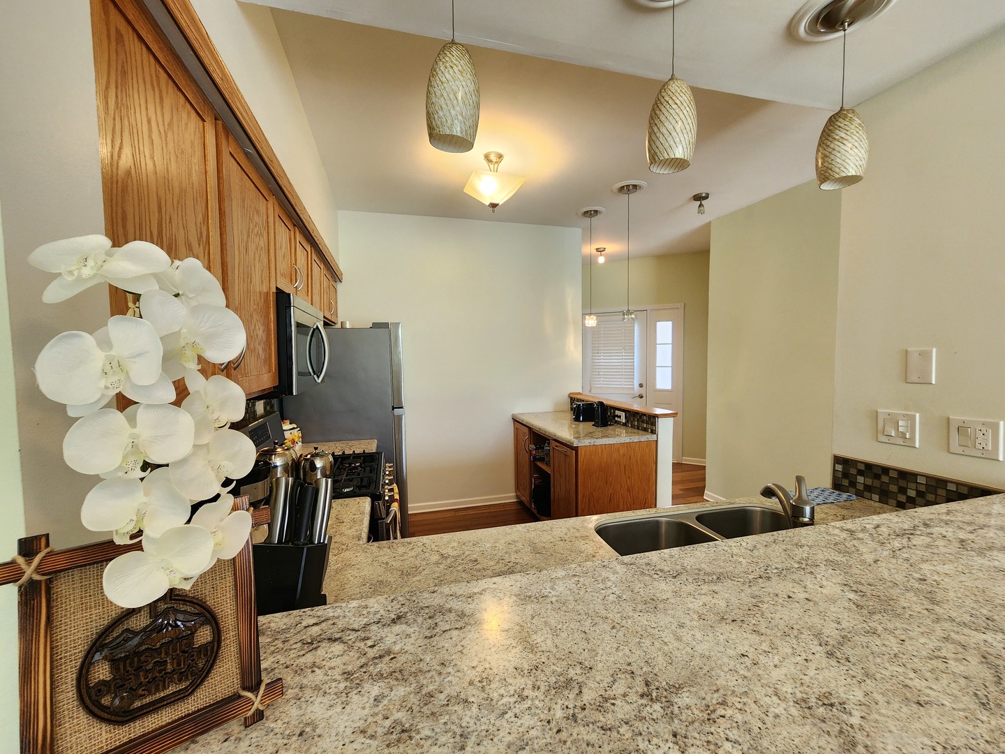 17777 W Braewick Road Property Photo 13