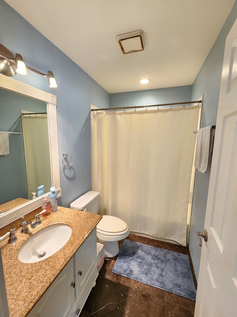 17777 W Braewick Road Property Photo 23