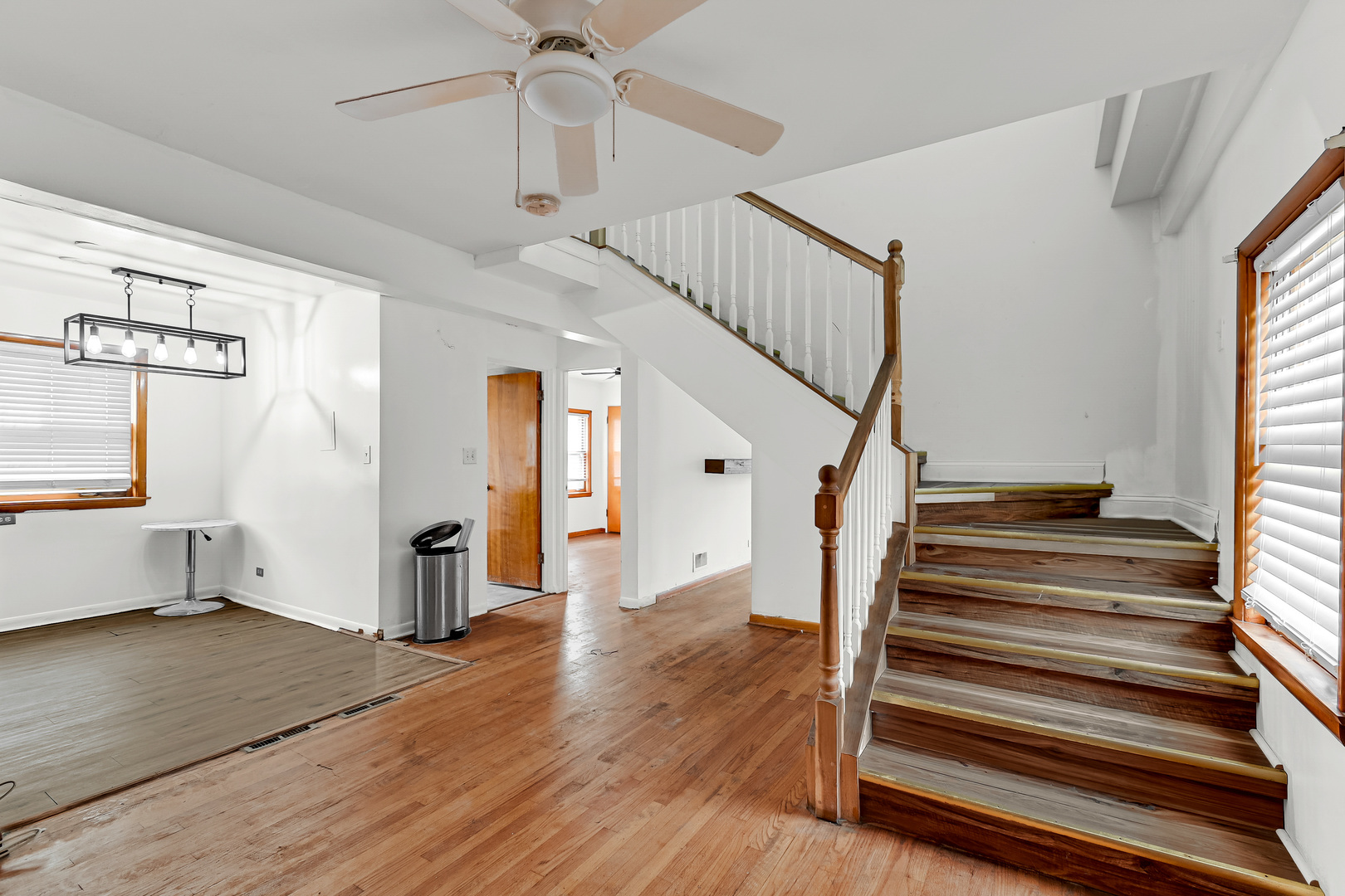 2840 W 98th Street Property Photo 9